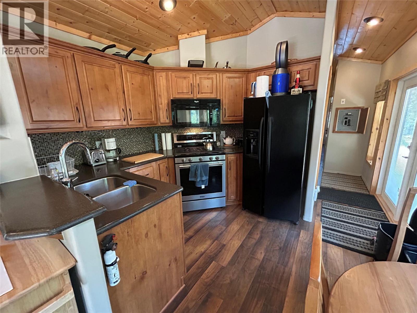 Additional image 3 of 33-4835 Paradise Valley Drive, Peachland, BC, V0H1X3