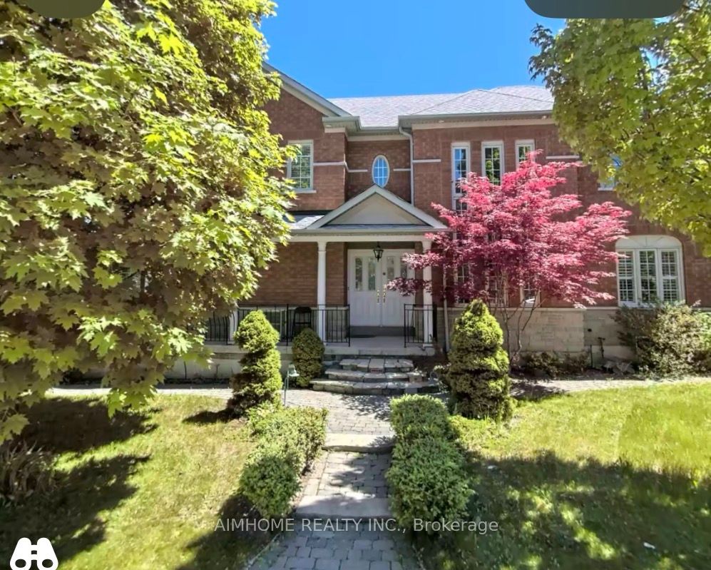 28 Garcia 2nd-c Street, Markham, ON, L3R 4R8
