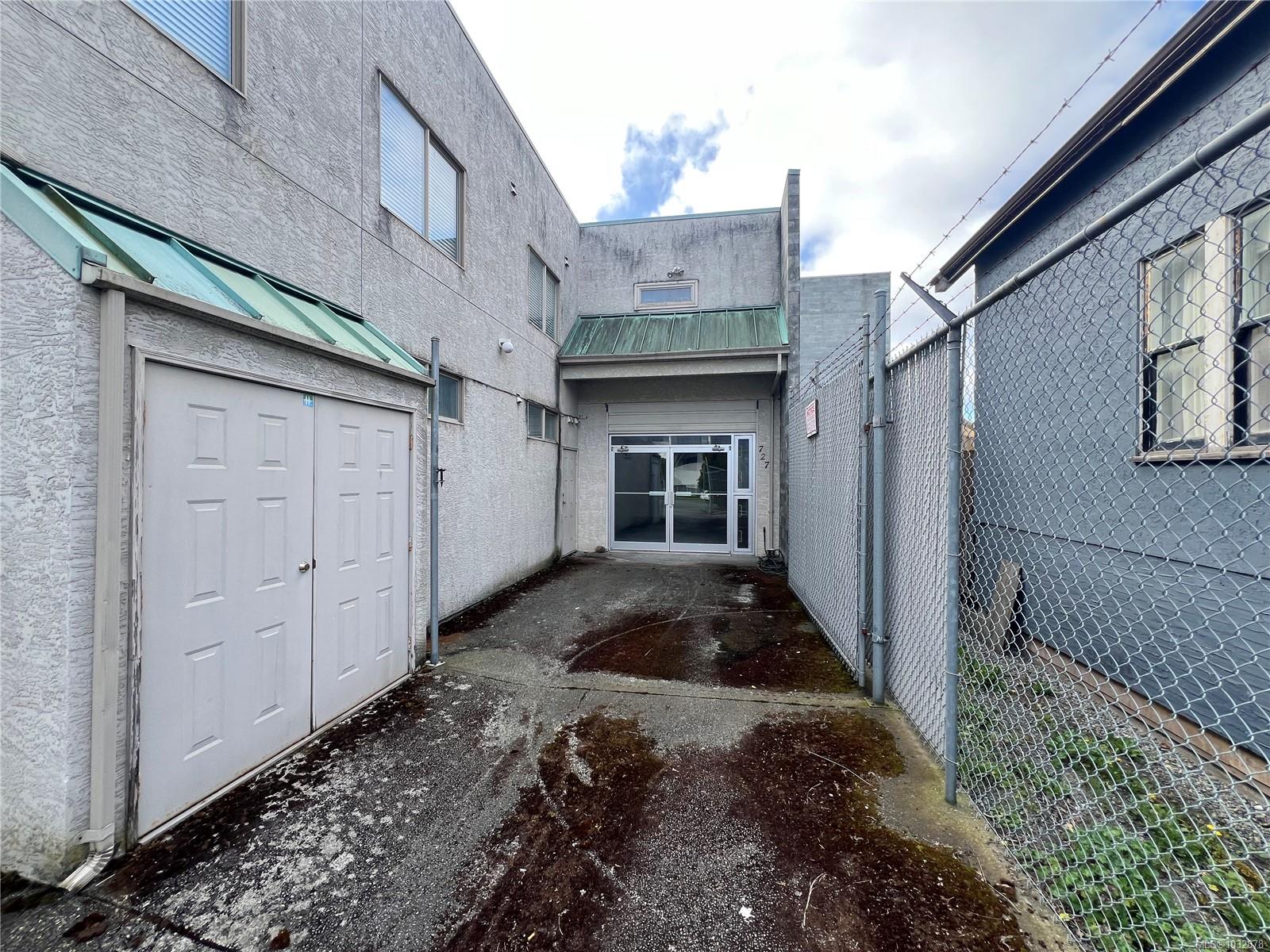 Additional image 3 of 727 Queens Avenue, Victoria, BC, V8T 1M2