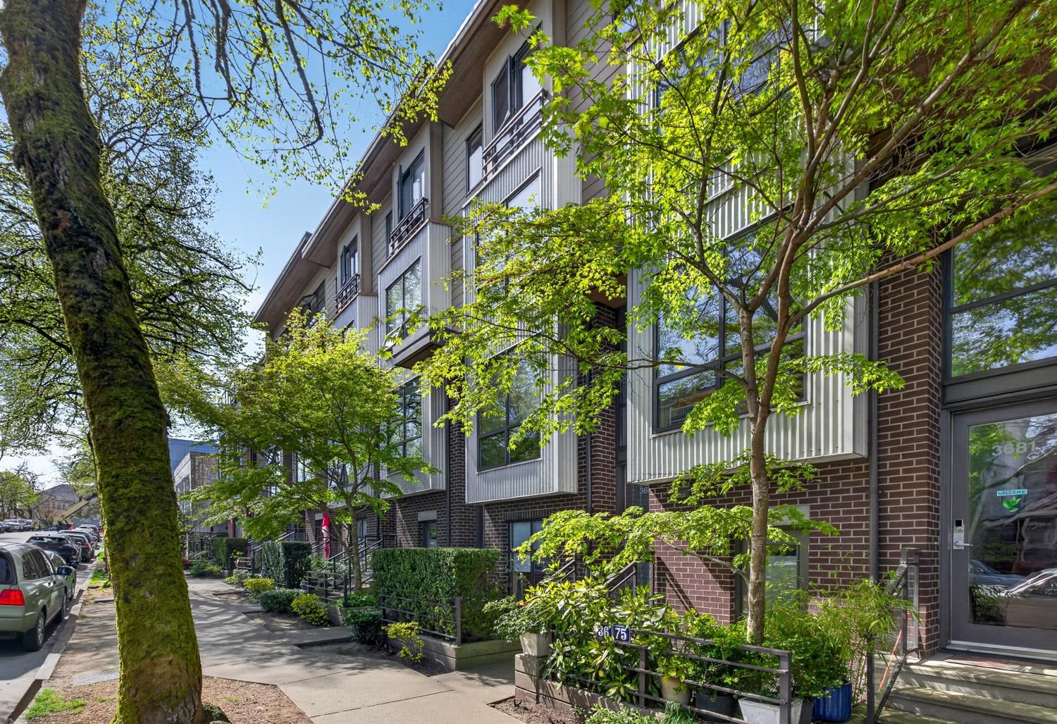 3683 Commercial Street, Vancouver, BC, V5N 4G1