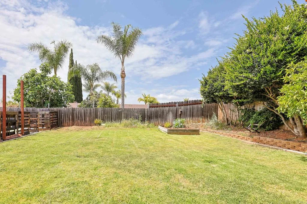 Additional image 27 of 1127 Paula Way, Escondido, CA 92027