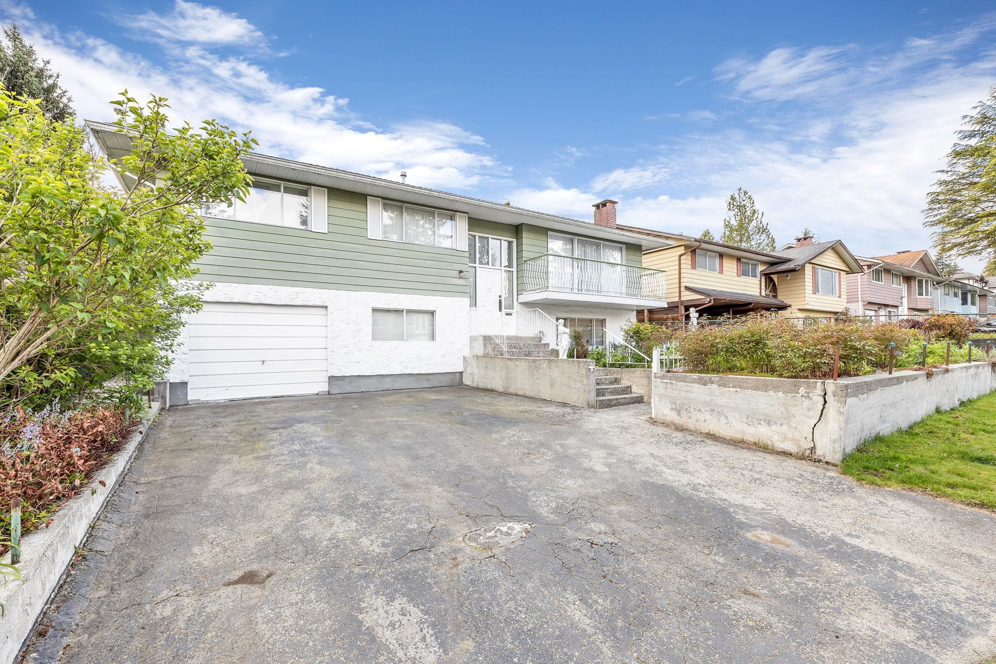 13886 78 Avenue, Surrey, BC, V3W 5Z7