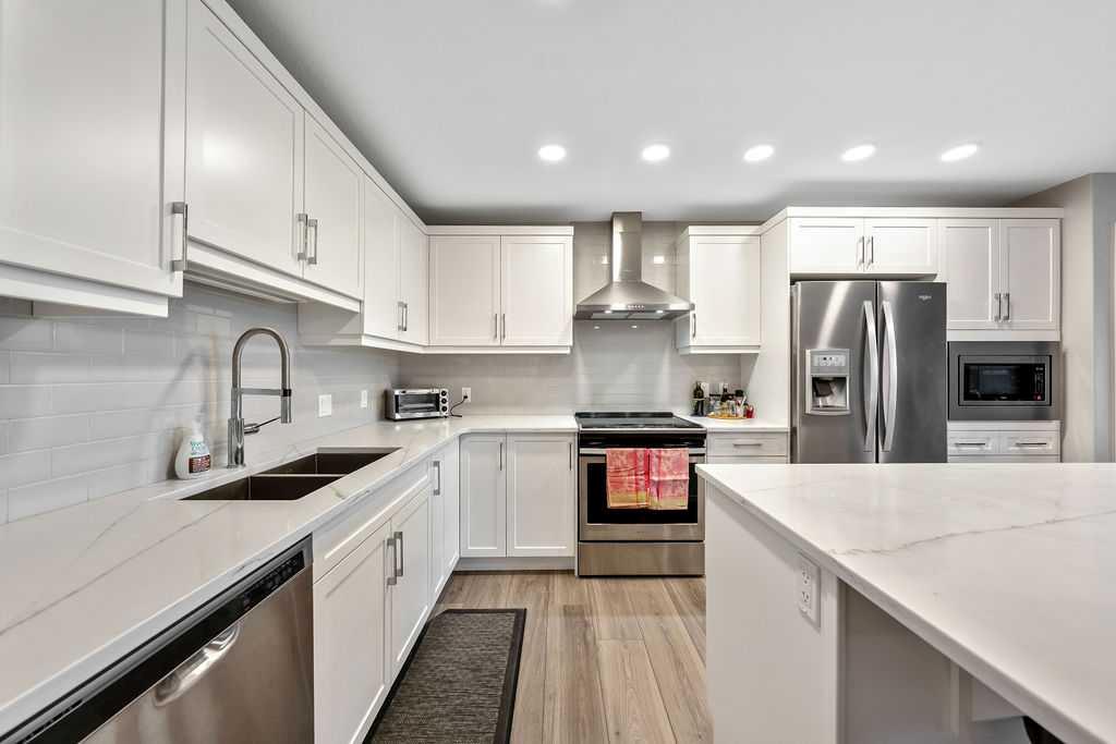 Additional image 4 of 2112-10 Market Boulevard SE, Airdrie, AB, T4A0W8