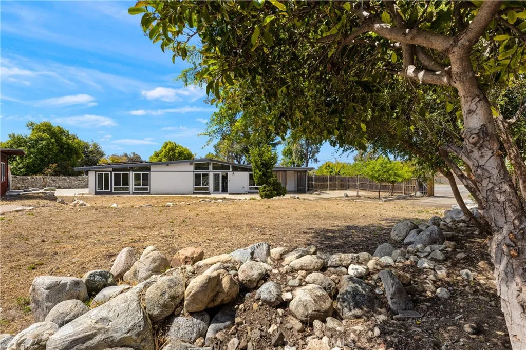 Additional image 66 of 1690 N Mills Ave, Claremont, CA 91711