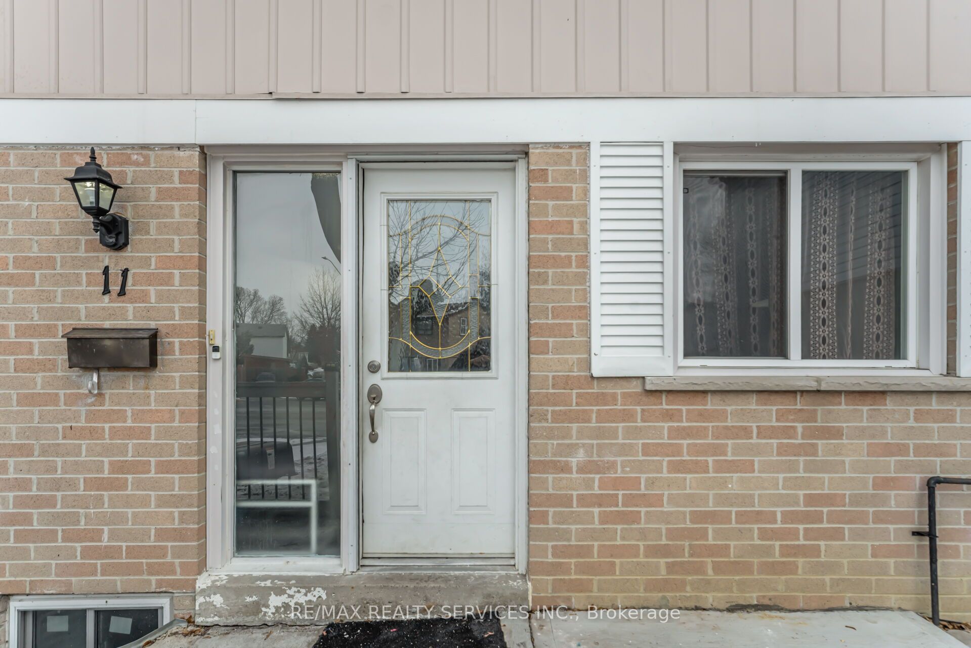 Additional image 3 of 11 Juliette Square, Brampton, ON, L6S 2M6