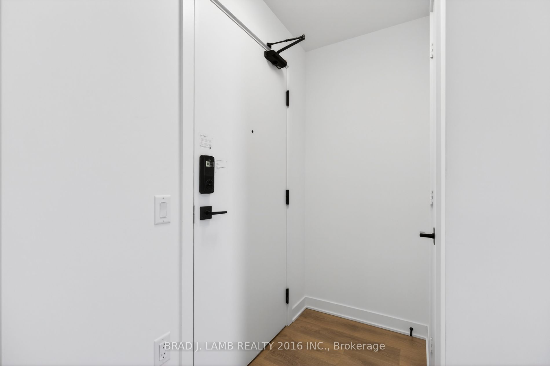 Additional image 2 of 624-1185 Dupont Street, Toronto, ON, M6H 0G5