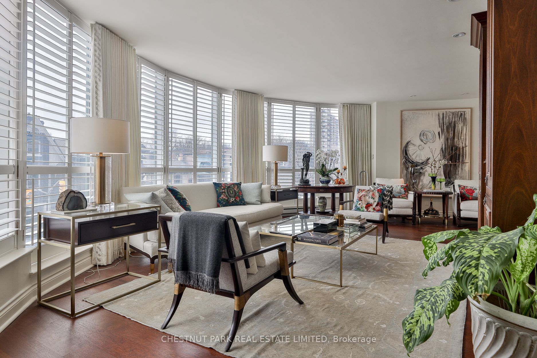 Additional image 3 of 204-77 Avenue Road, Toronto, ON, M5R 3R8