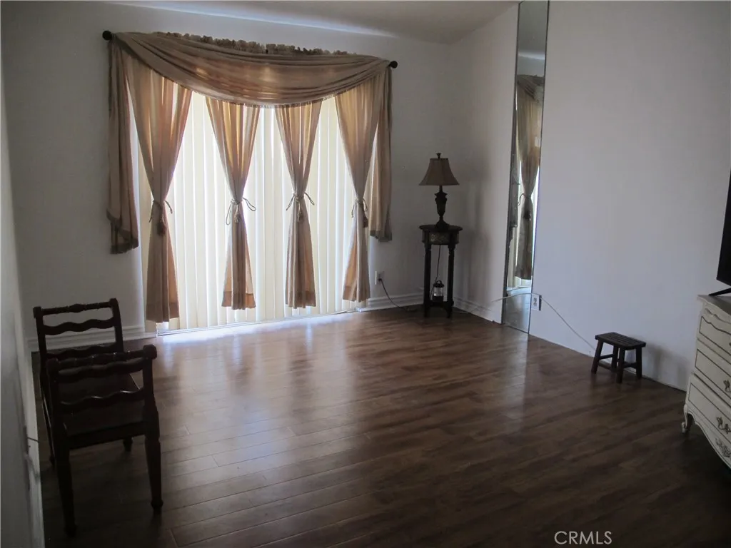 Additional image 28 of 668 N Quince Ave, Rialto, CA 92376