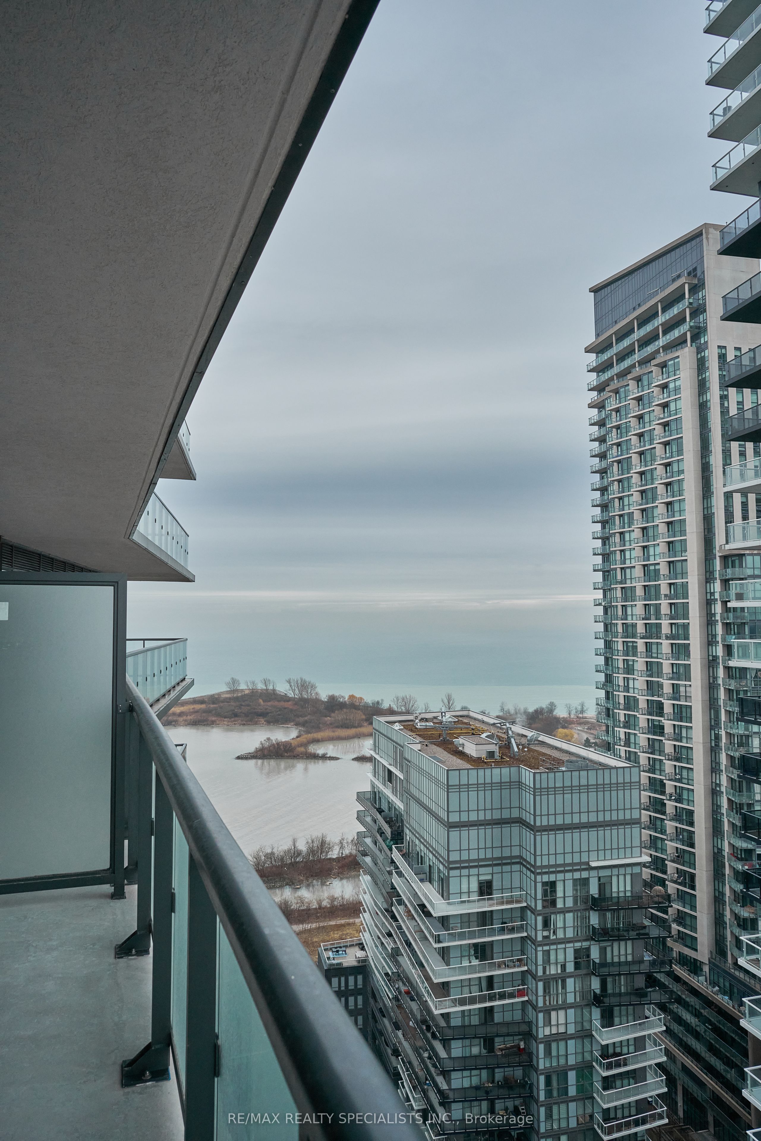 Additional image 4 of 2507-38 Annie Craig Drive, Toronto, ON, M8V 0G9