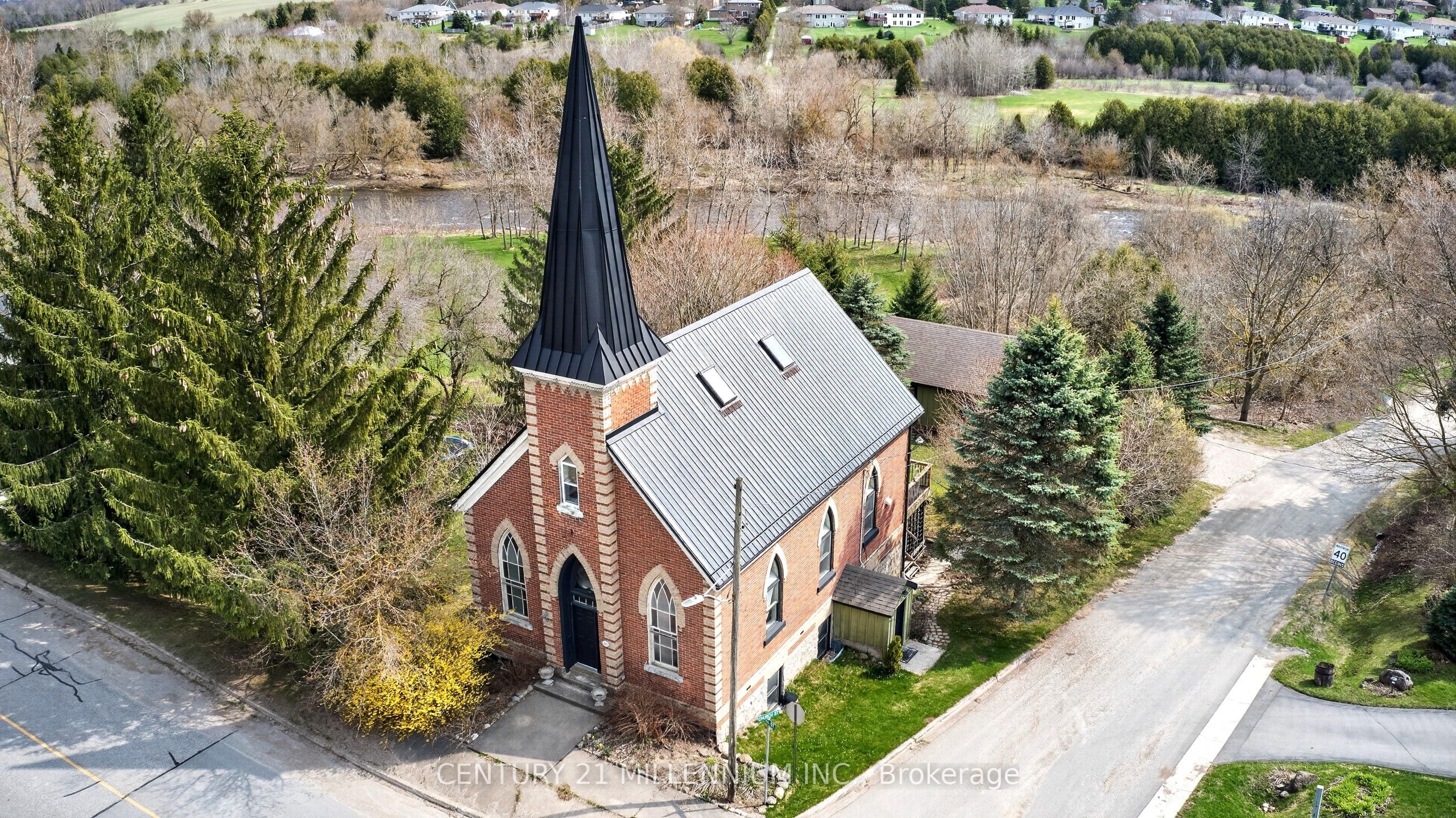 Additional image 2 of 10 Mill Street, Amaranth, ON, L9W 3Z3