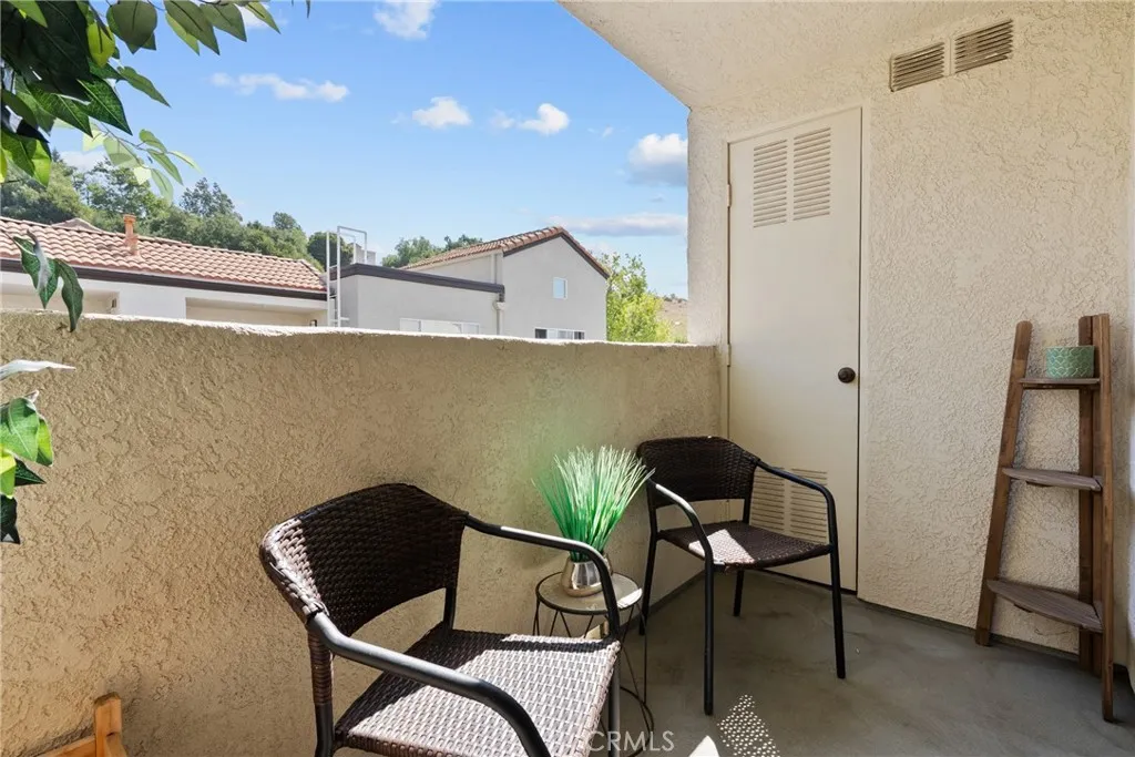 Additional image 35 of 21200 Trumpet Dr Unit 205, Newhall, CA 91321