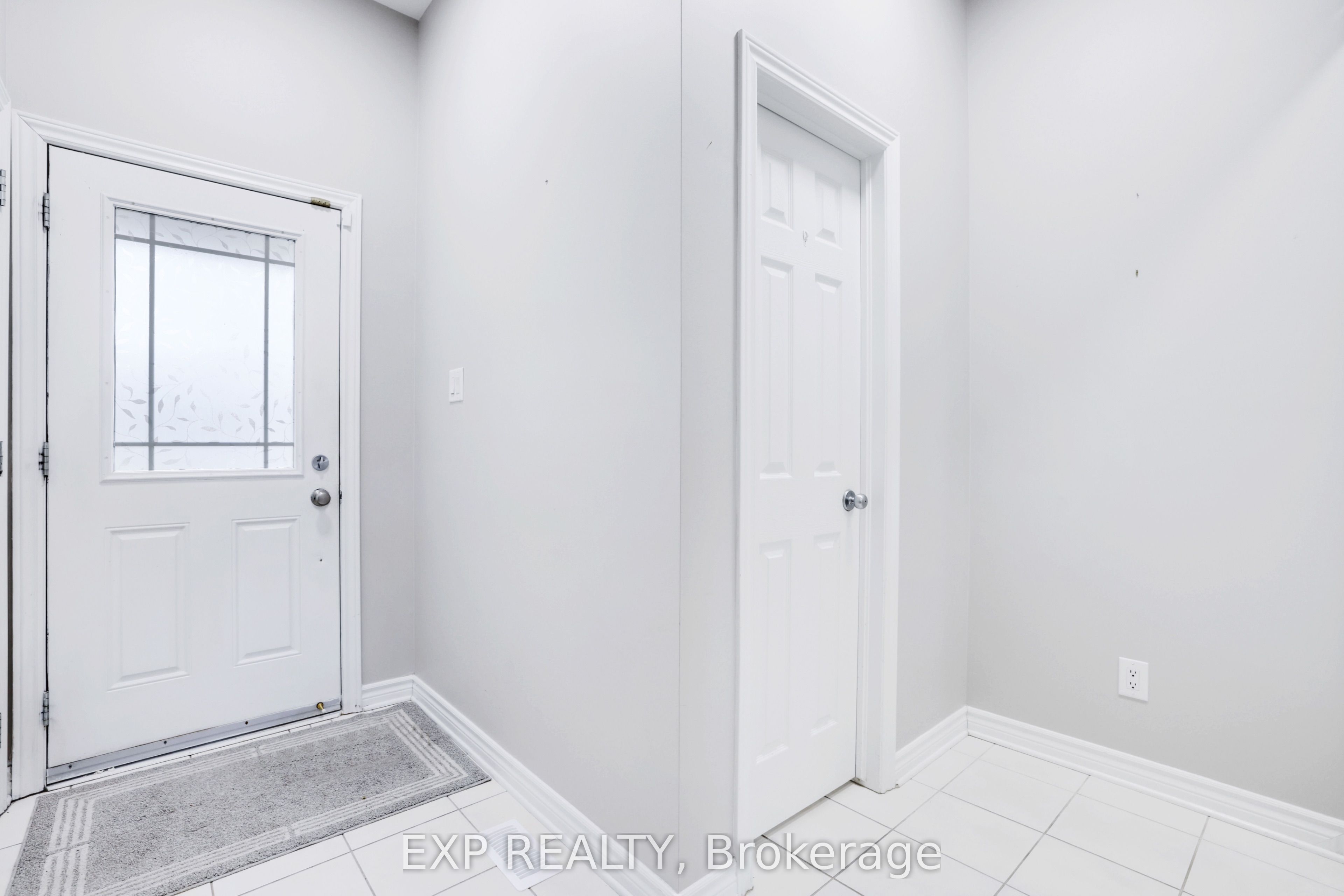 Additional image 5 of 352 Forestbrook Street, Ottawa, ON, K2K 0B8