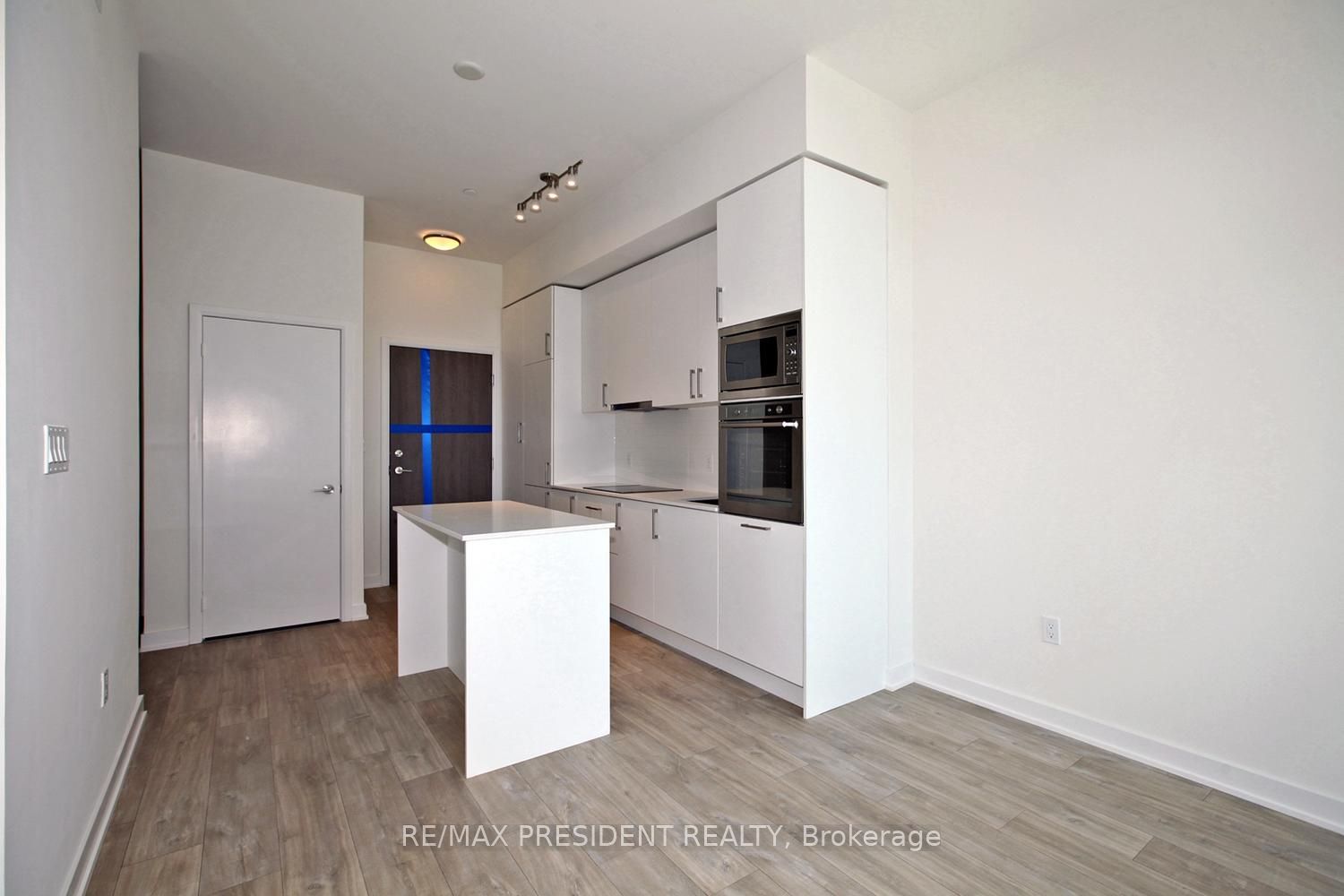Additional image 4 of 404W-27 Bathurst Street, Toronto, ON, M5V 0R1