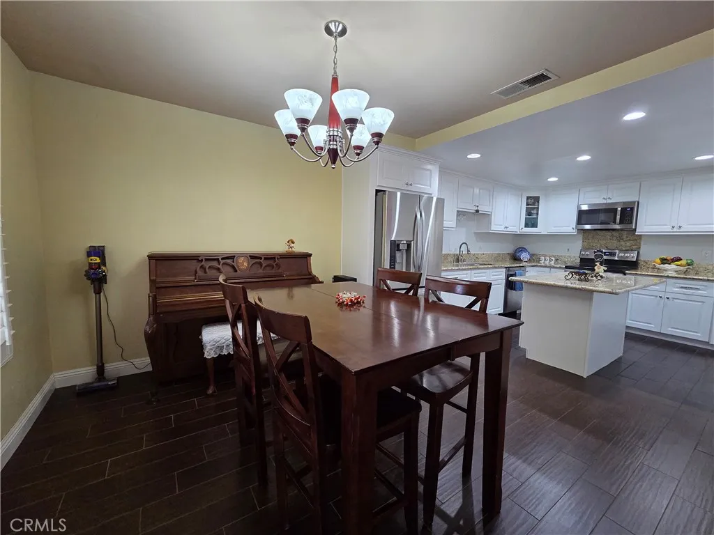 11109 Charleston St, Rancho Cucamonga, CA 91701 photo 5