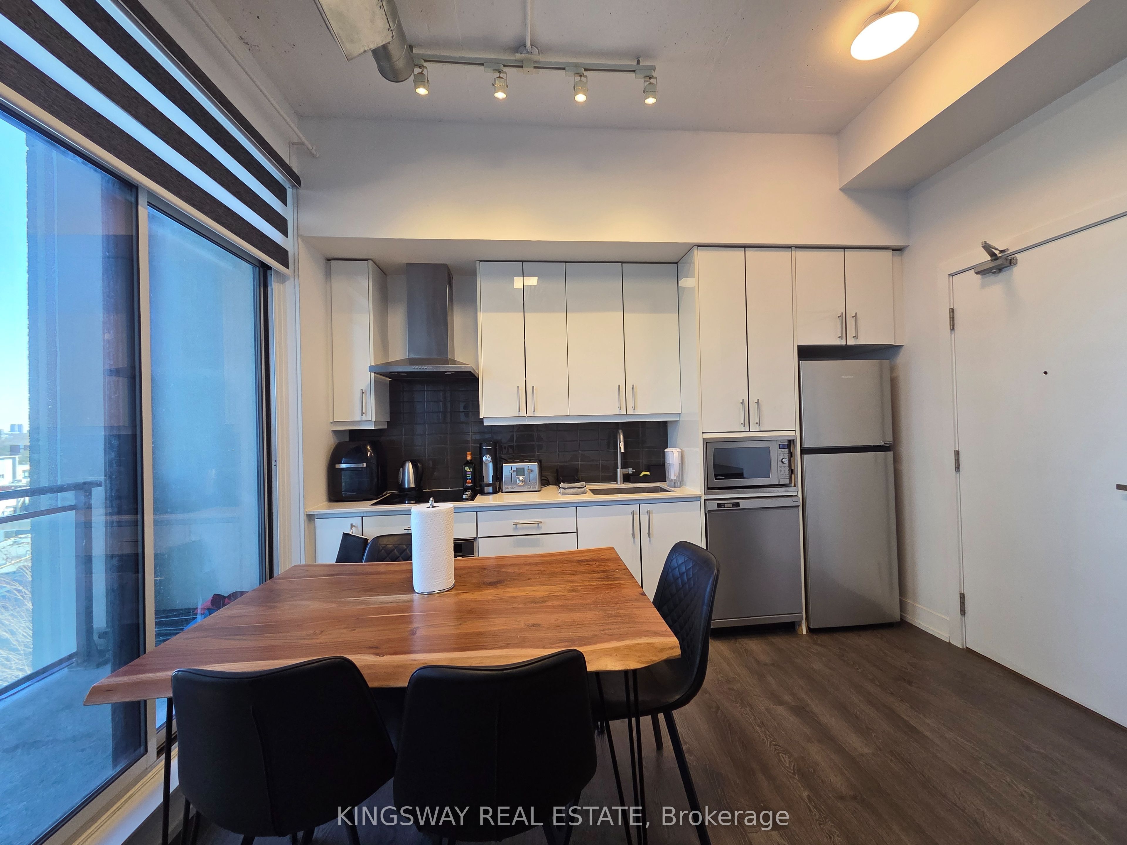 Additional image 2 of 613-75 The Donway N/a W, Toronto, ON, M3C 2E9