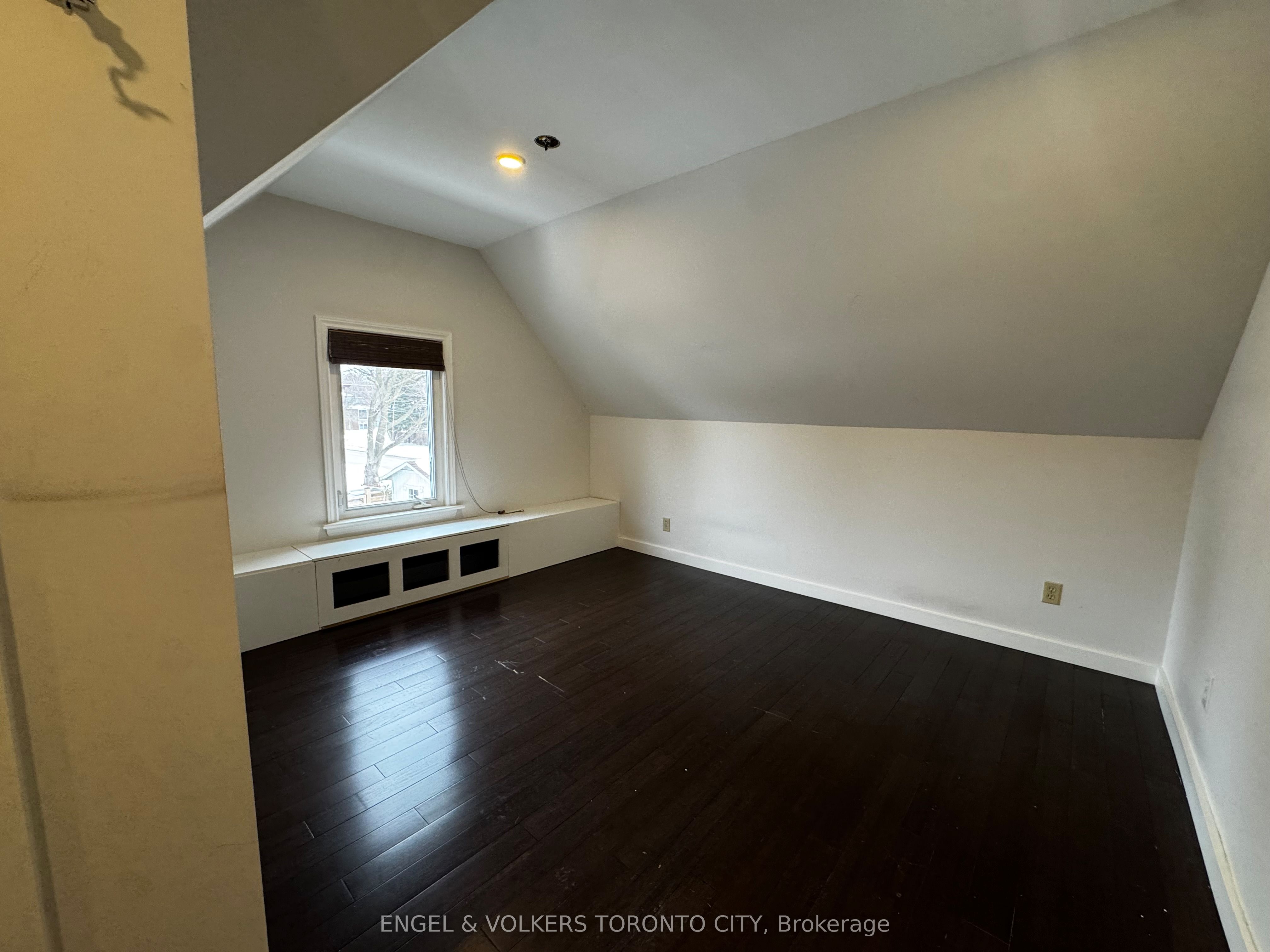 Additional image 6 of 2nd Fl-185 Rumble Avenue, Richmond Hill, ON, L4C 4T3
