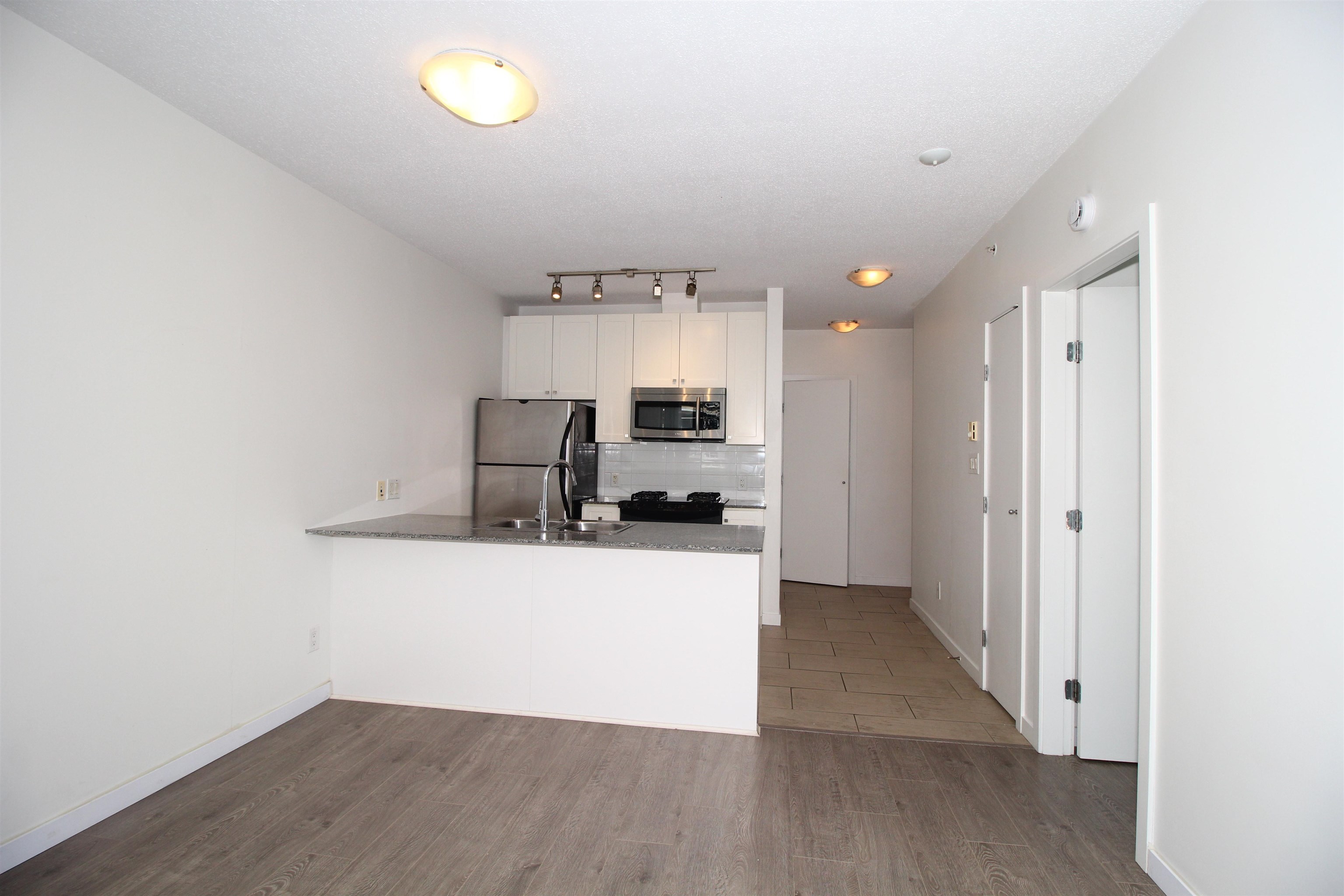 Additional image 6 of 703-480 Robson Street, Vancouver, BC, V6B 1S1