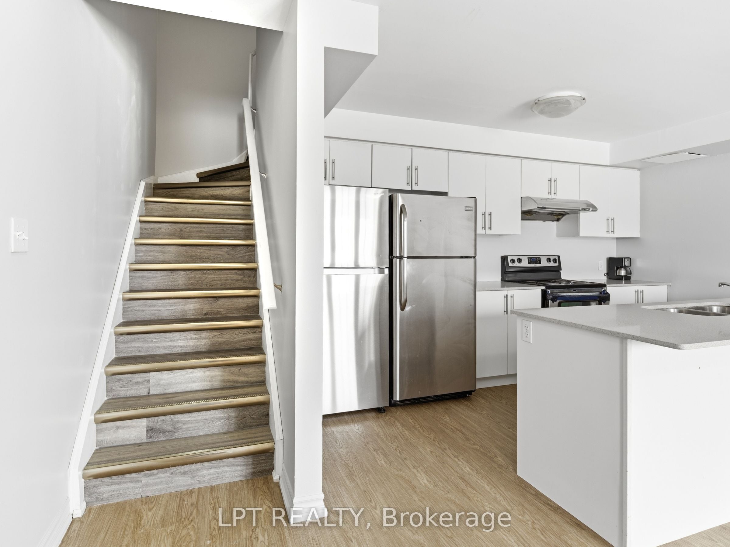 Additional image 3 of 4-244 Penetanguishene Road, Barrie, ON, L4M 7C2