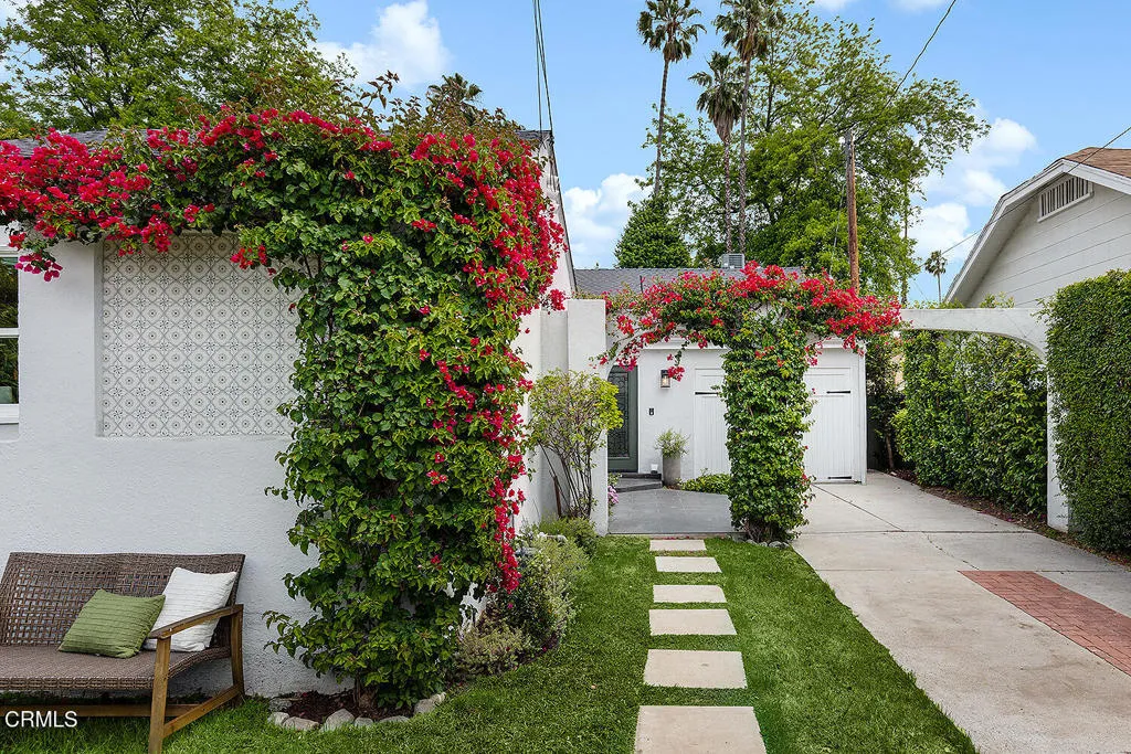 Additional image 3 of 2040 N Madison Avenue, Altadena, CA 91001