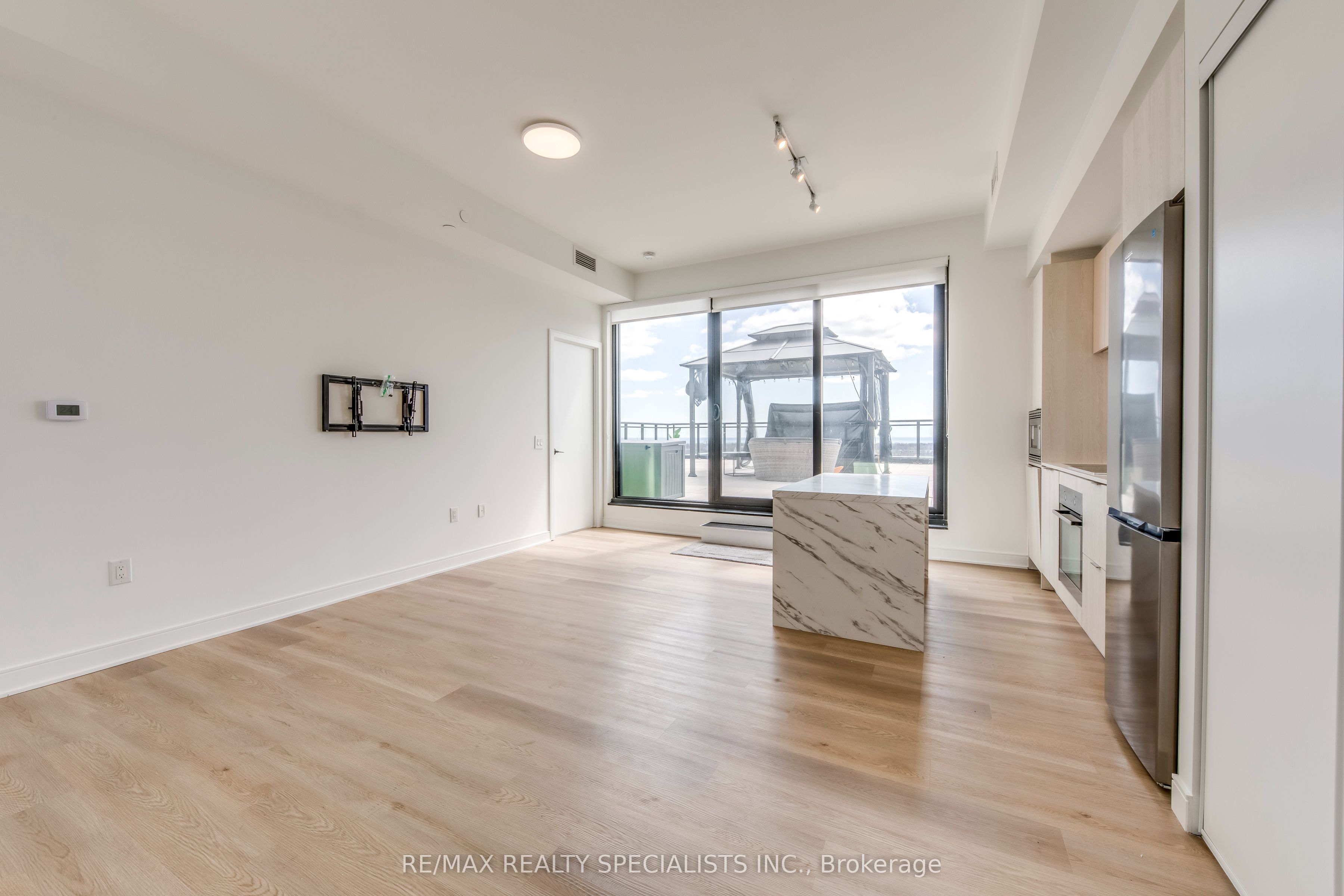 Additional image 6 of 1711-86 Dundas Street E, Mississauga, ON, L5A 1W4