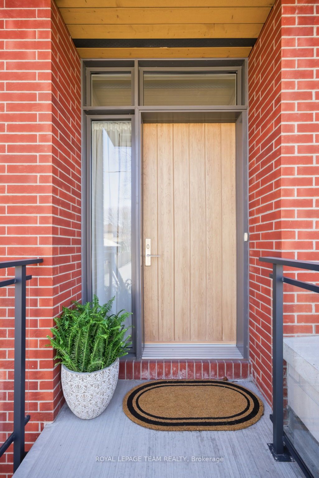 Additional image 2 of 526 Edison Avenue, Ottawa, ON, K2A 3Y5