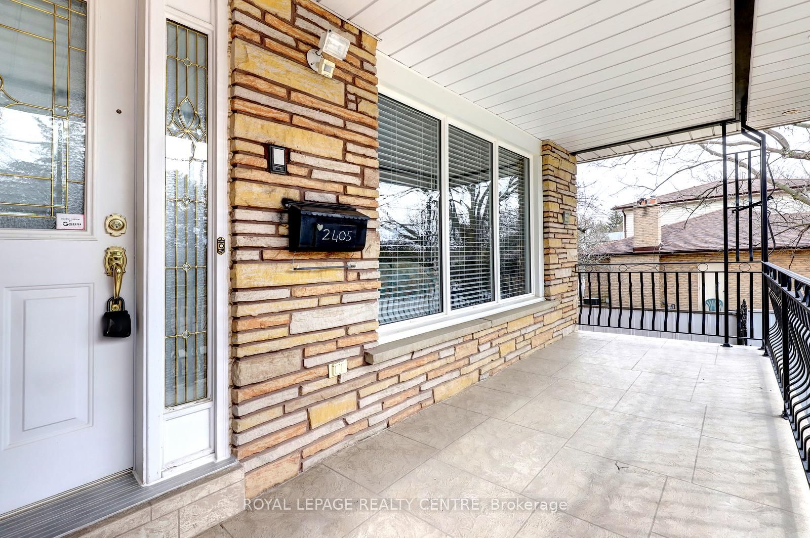 Additional image 4 of 2405 Rosemary Drive, Mississauga, ON, L5C 1X1