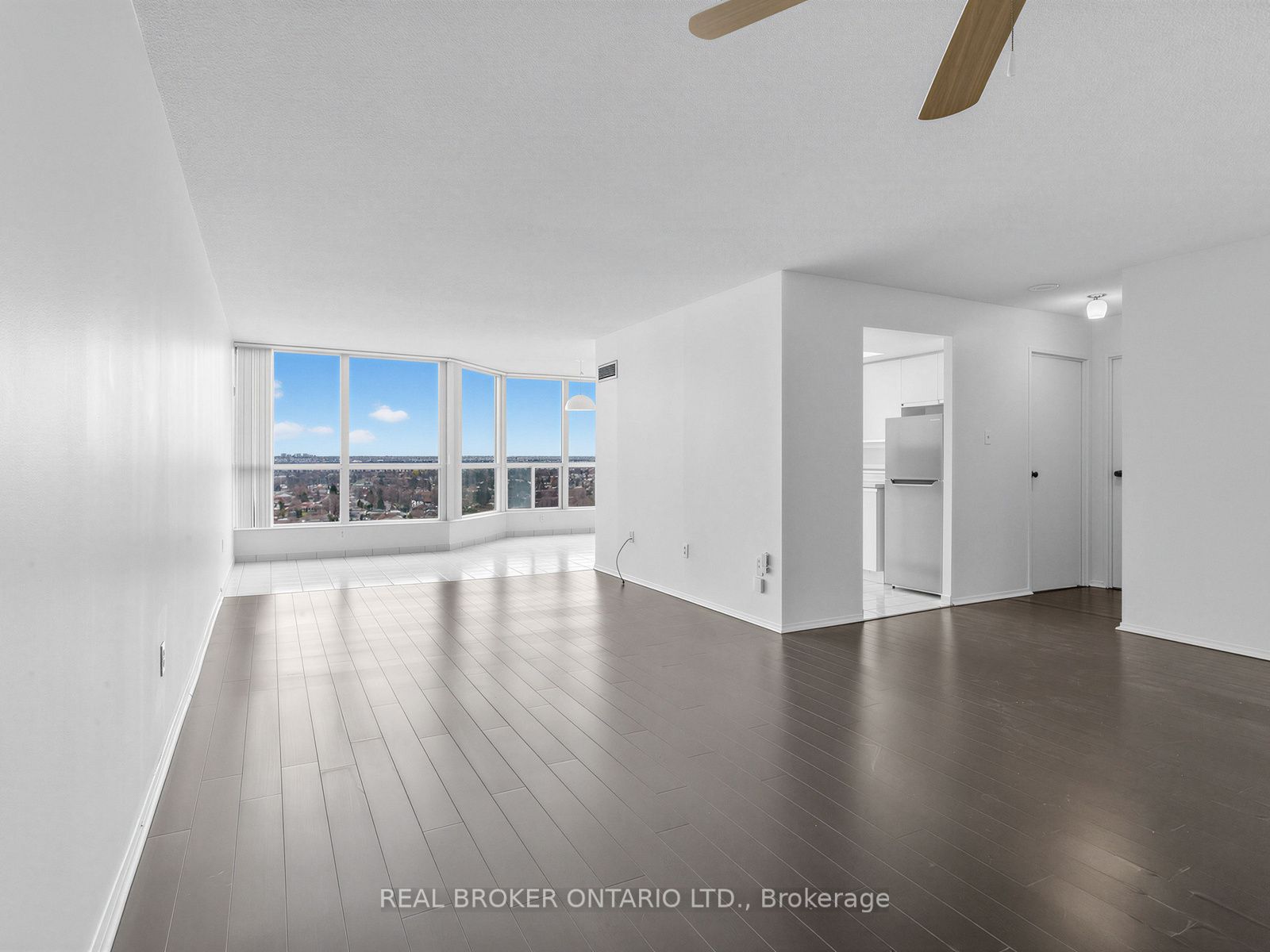 2106-3 Rowntree Road, Toronto, ON, M9V 5G8