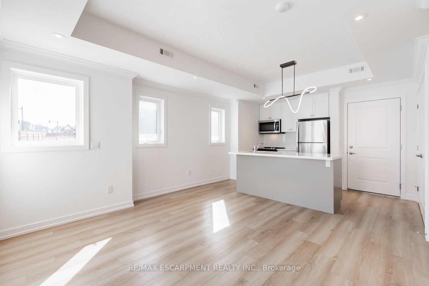 Additional image 5 of 64 Kenesky Drive, Hamilton, ON, L8B 2A9