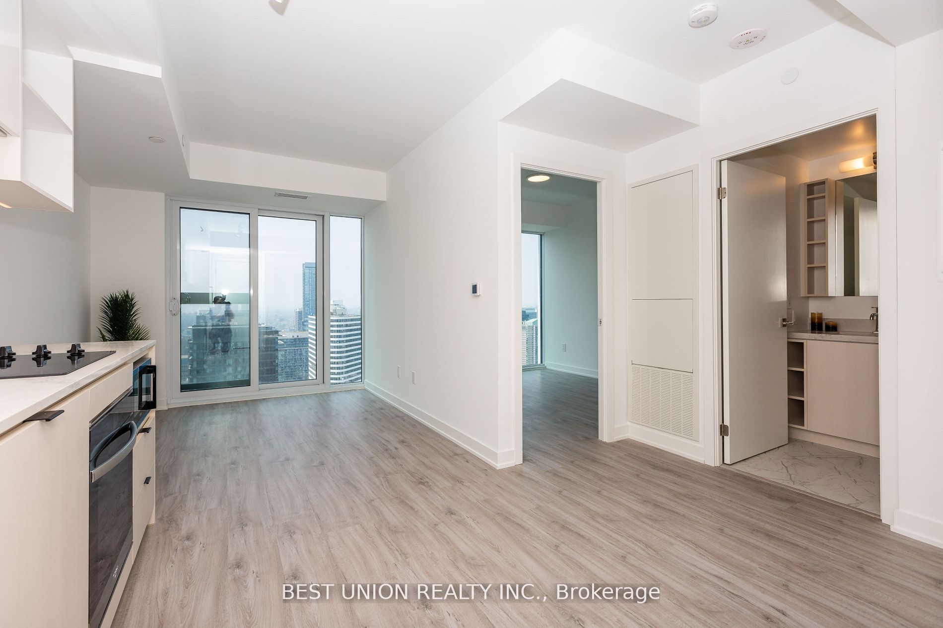 Additional image 3 of 4816-252 Church Street E, Toronto, ON, M5B 1Z2