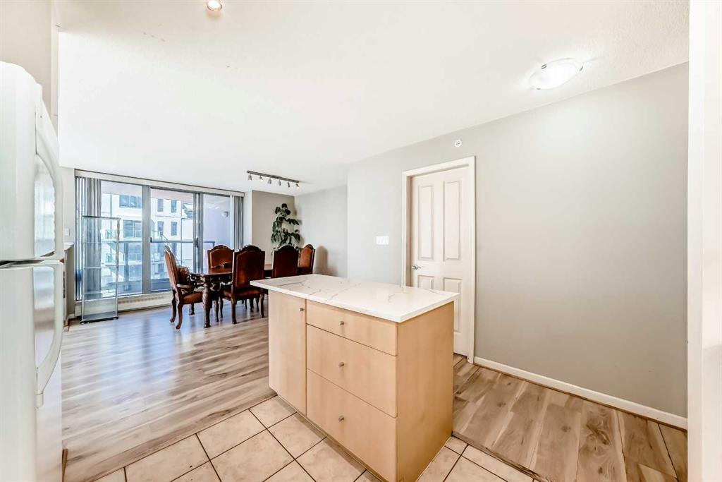 Additional image 5 of 1701-650 10 Street SW, Calgary, AB, T2P 5G4