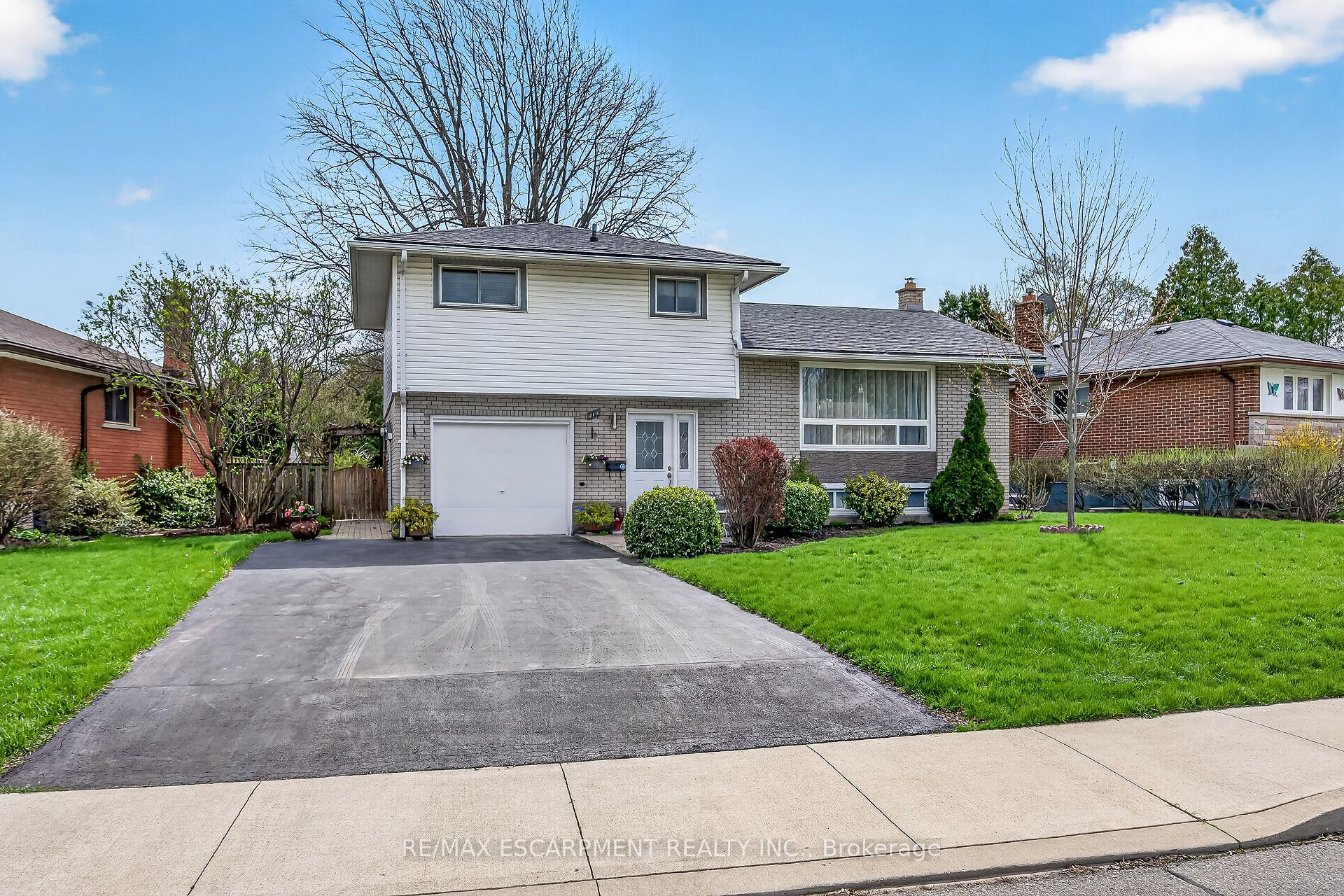 Additional image 2 of 210 Columbia Drive, Hamilton, ON, L9C 3Y6