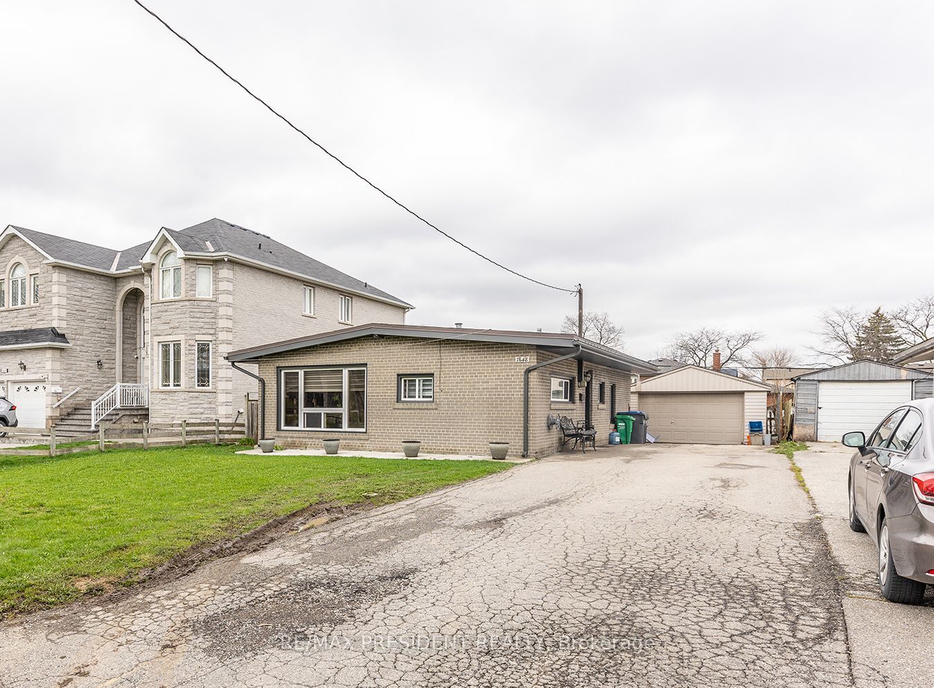 Additional image 2 of 7648 Redstone Road, Mississauga, ON, L4T 2B9