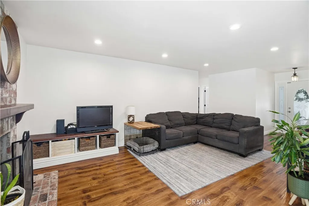 Additional image 34 of 30046 Abelia Rd, Canyon Country, CA 91387