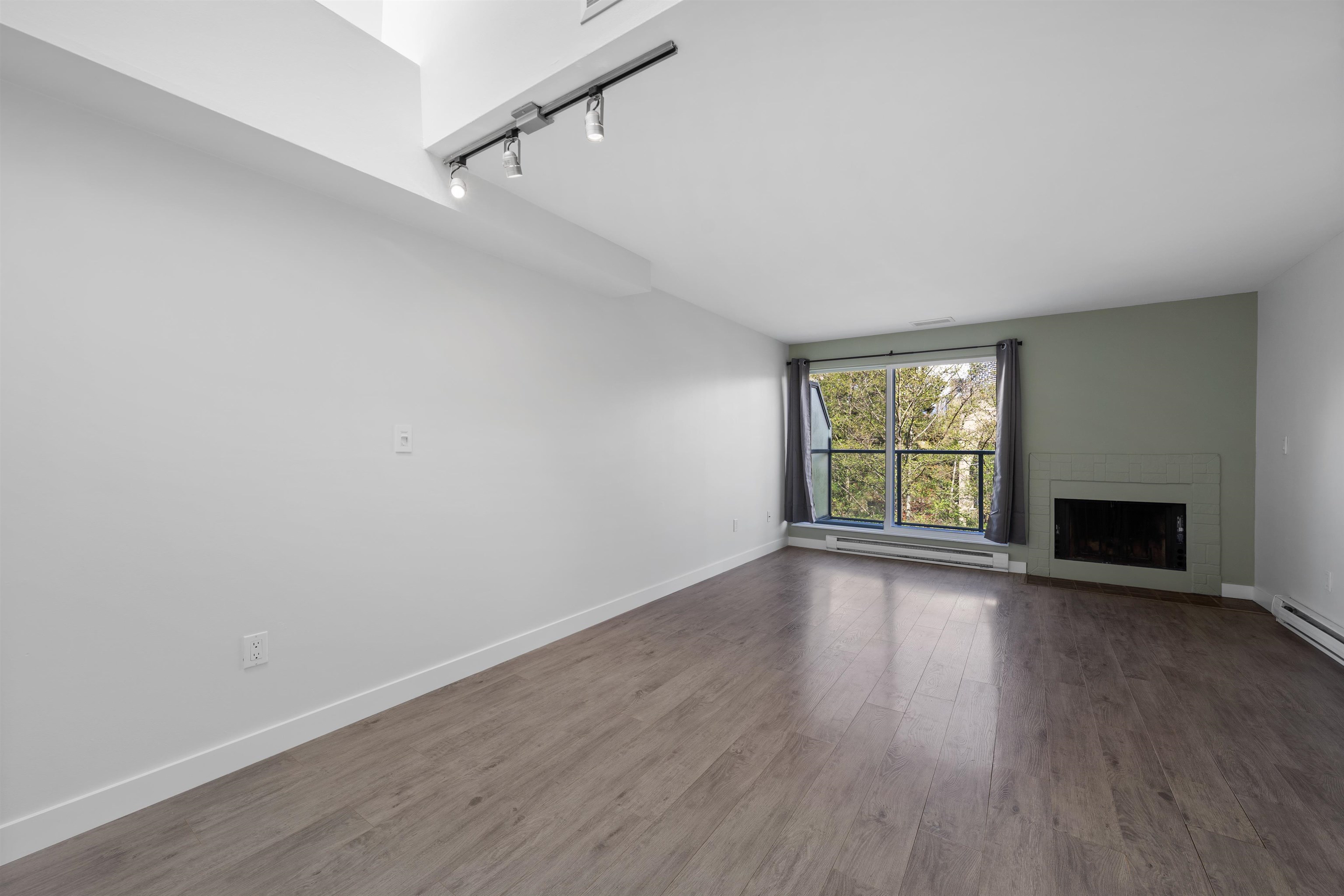 Additional image 4 of 3-1355 4th Avenue W, Vancouver, BC, V6H 3Y8