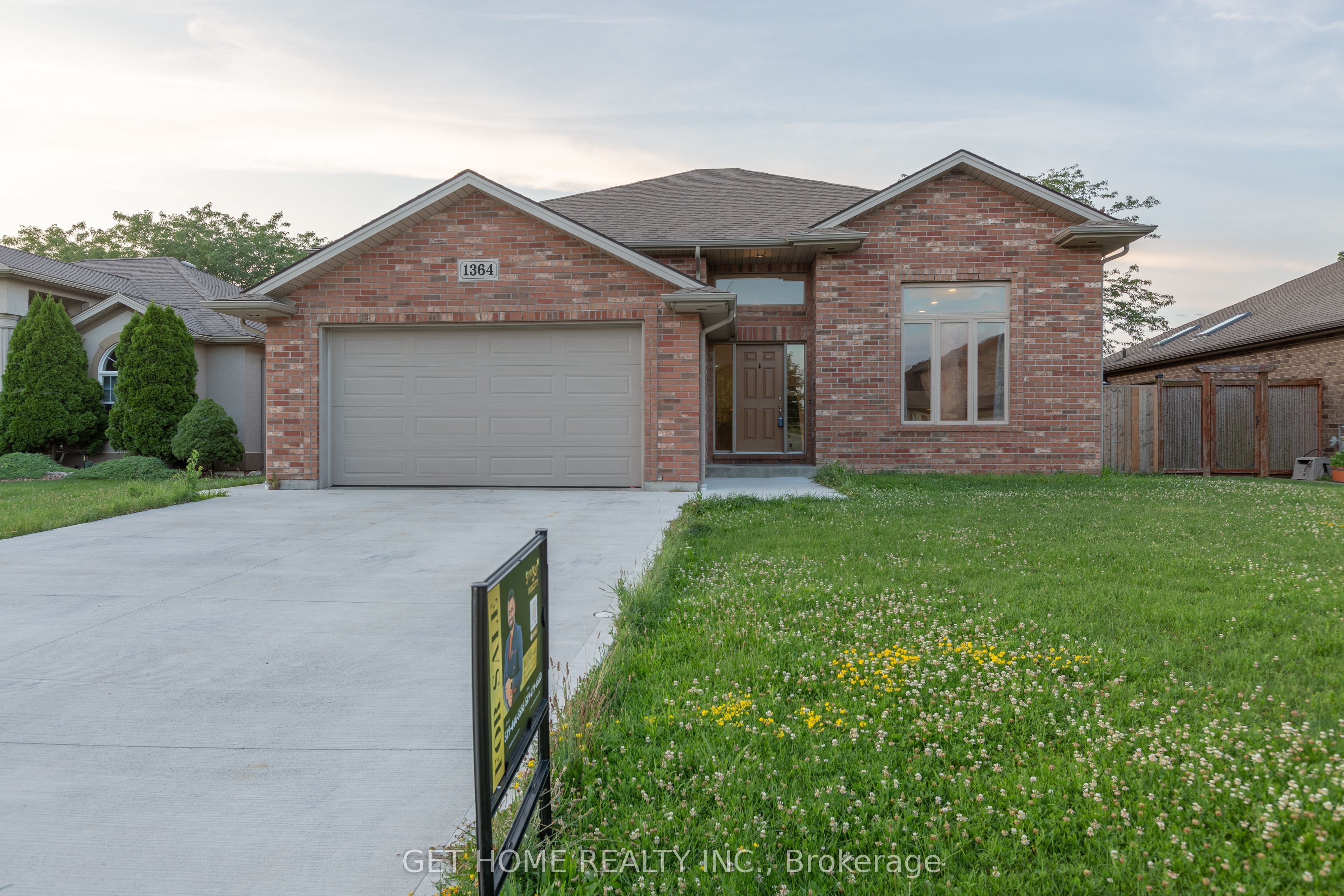 1364 Matthews Crescent, Lakeshore, ON, N0R 1A0