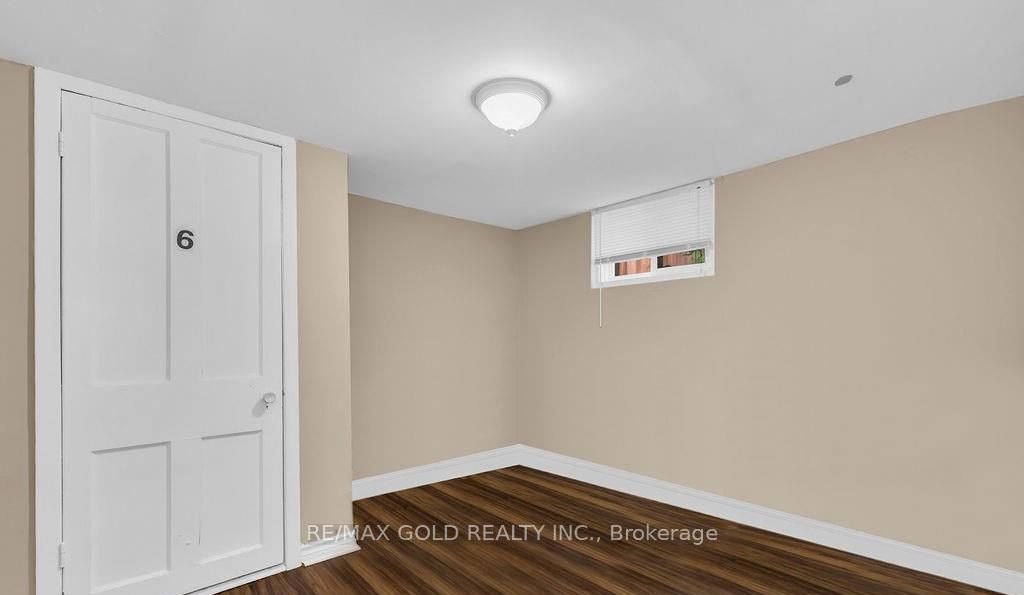 Additional image 4 of bsmt-746 King Street W, Hamilton, ON, L8S 1J8