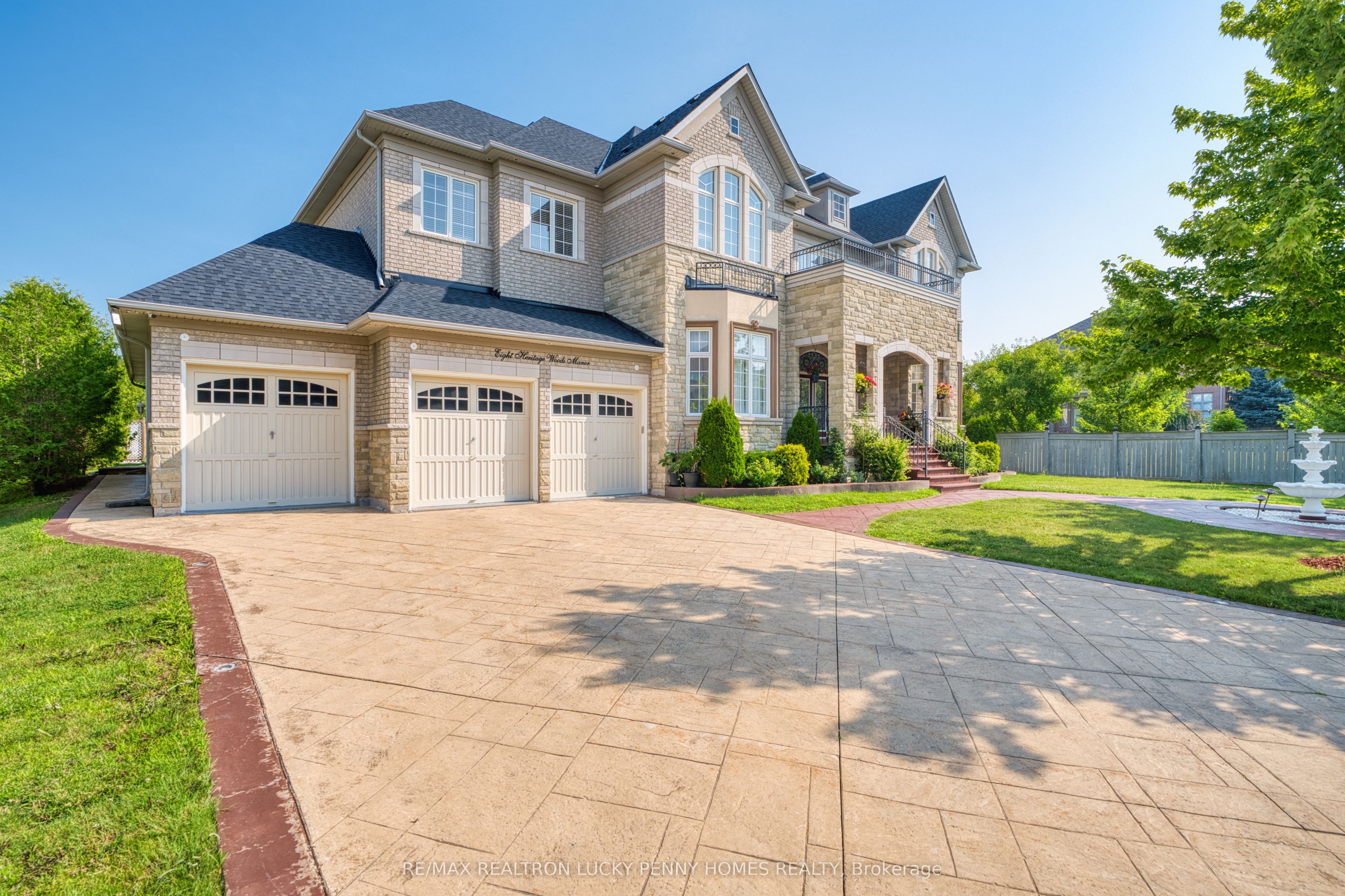 8 Heritage Woods Manor, Markham, ON, L6C 3H1