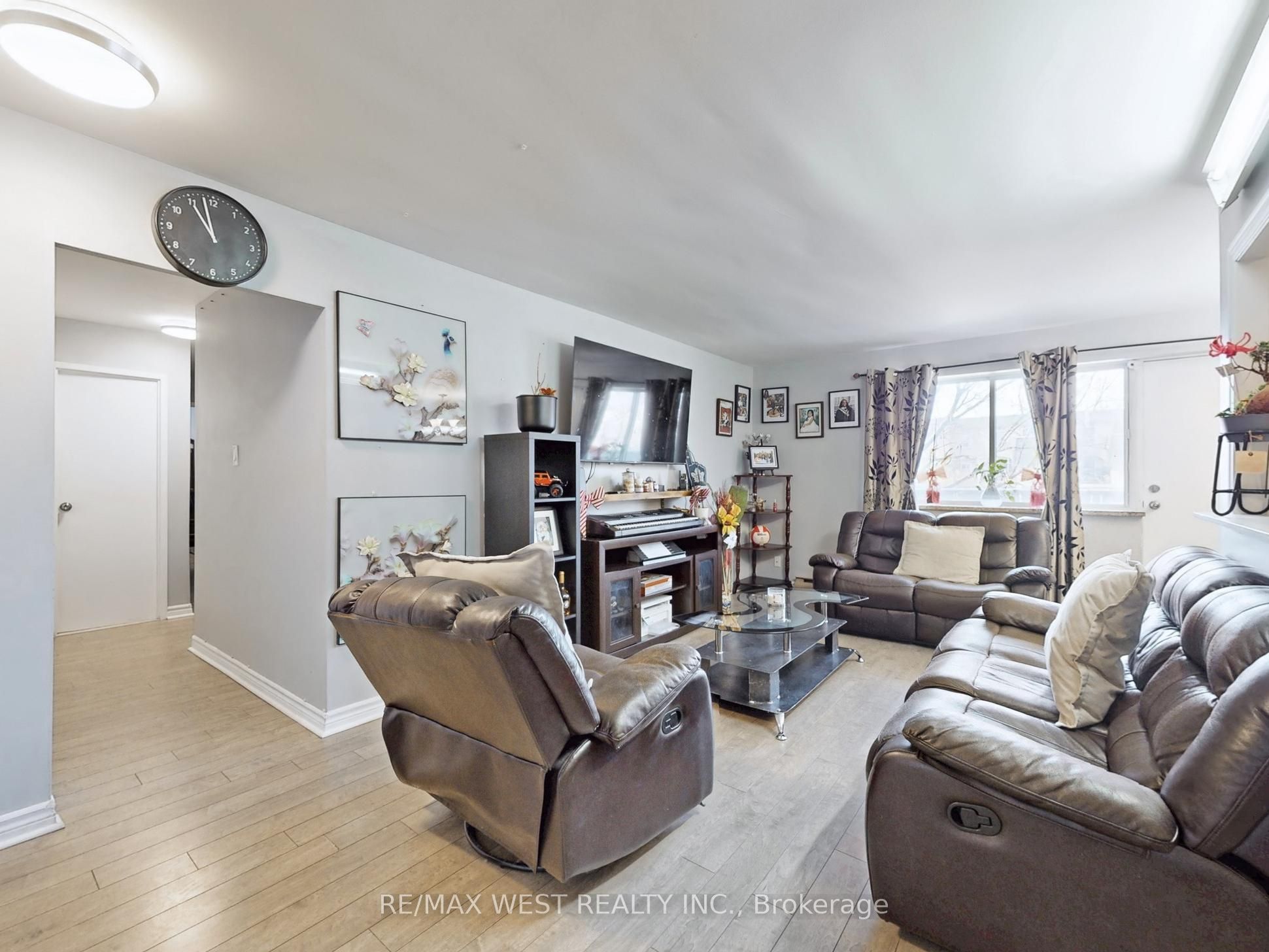 Additional image 4 of 310-1660 Bloor Street, Mississauga, ON, L4X 1R9