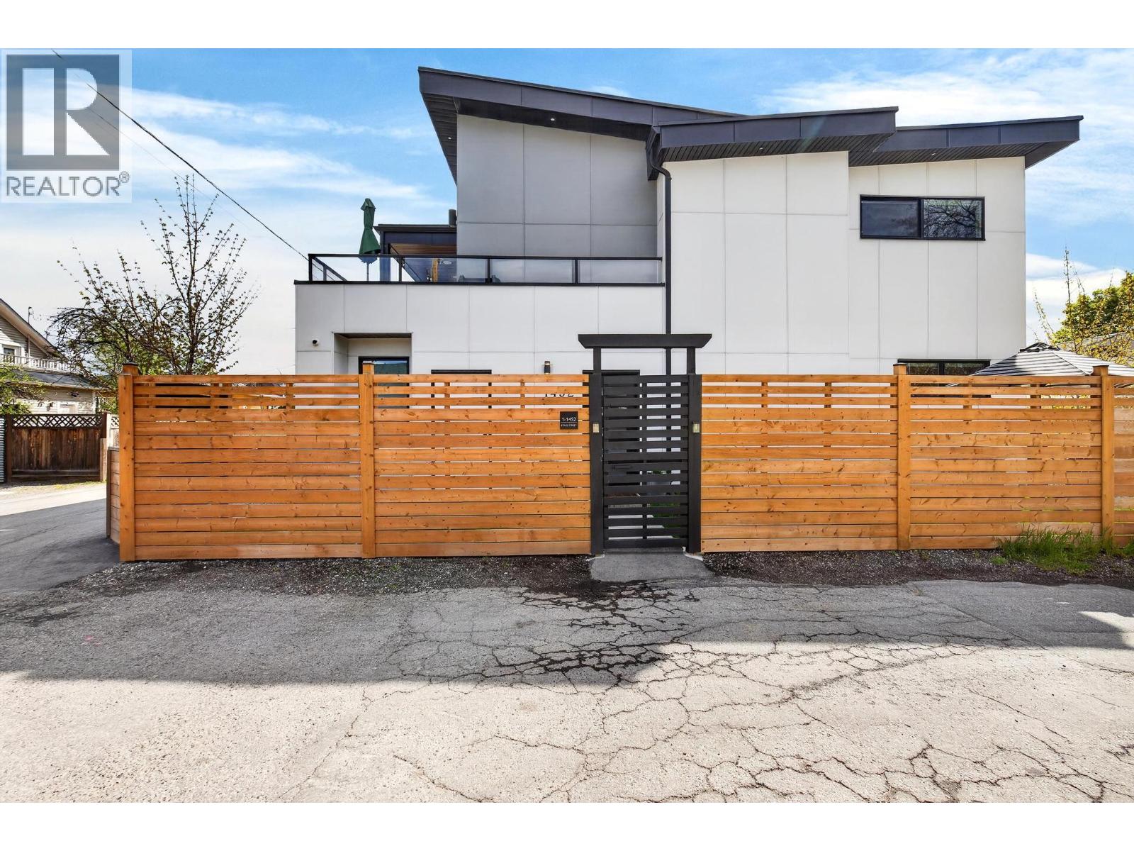 Additional image 5 of 1-1452 Ethel Street, Kelowna, BC, V1Y2Z7