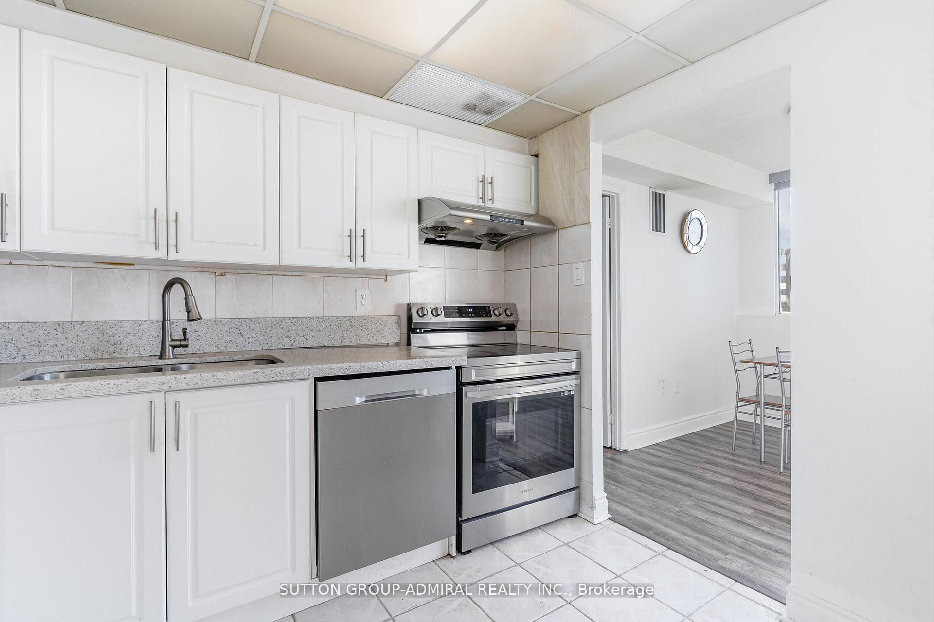 Additional image 6 of 1611-3590 Kaneff Crescent, Mississauga, ON, L5A 3X3