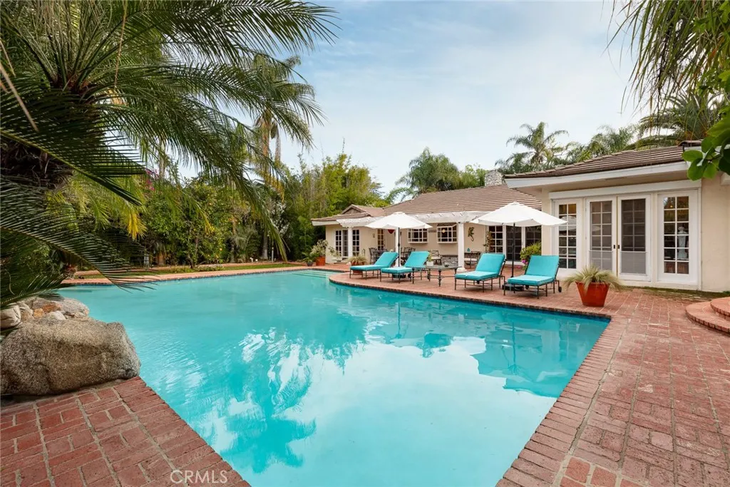 Additional image 36 of 22723 Erwin St, Woodland Hills, CA 91367