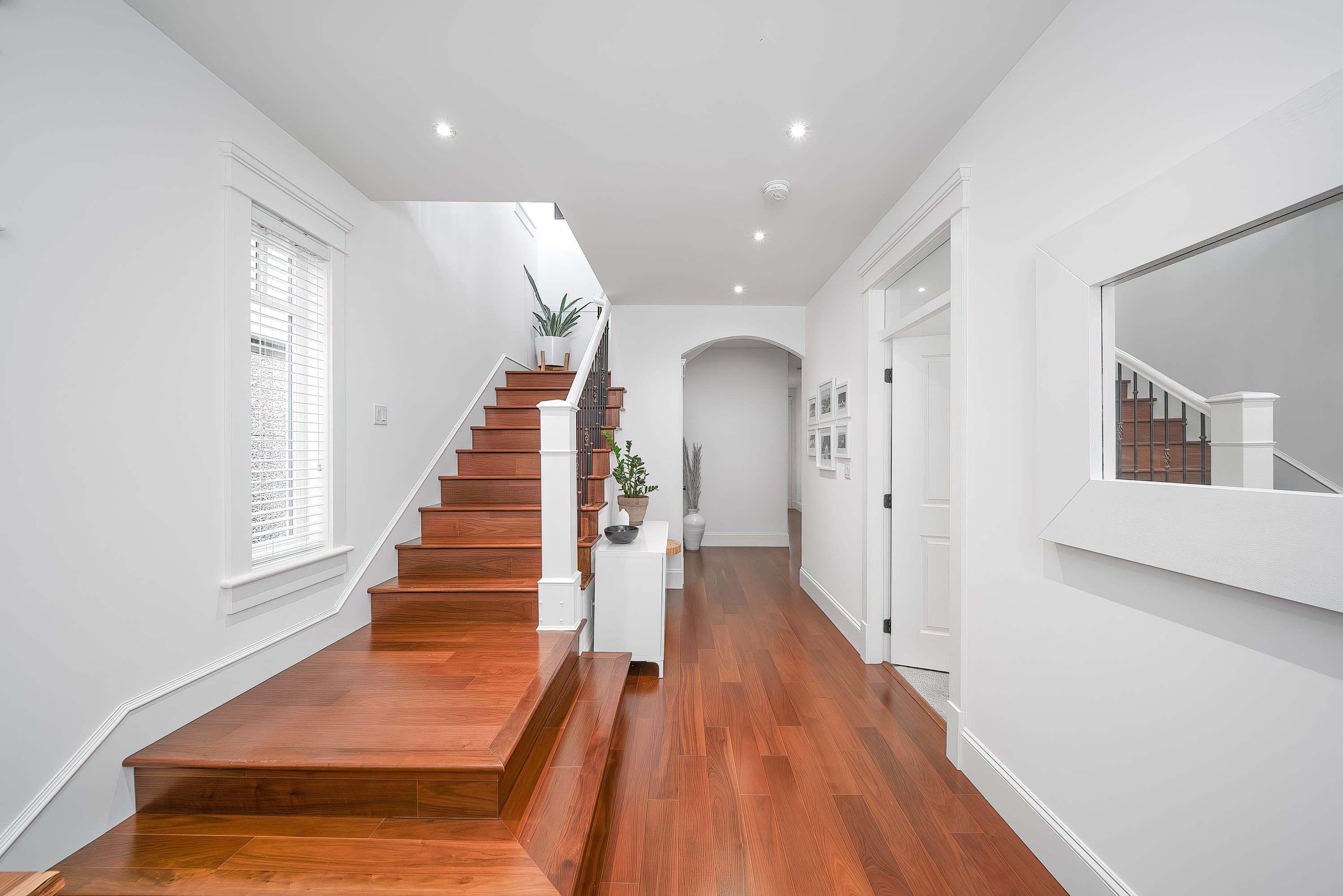 Additional image 5 of 18 Hythe Avenue, Burnaby, BC, V5B 3H7