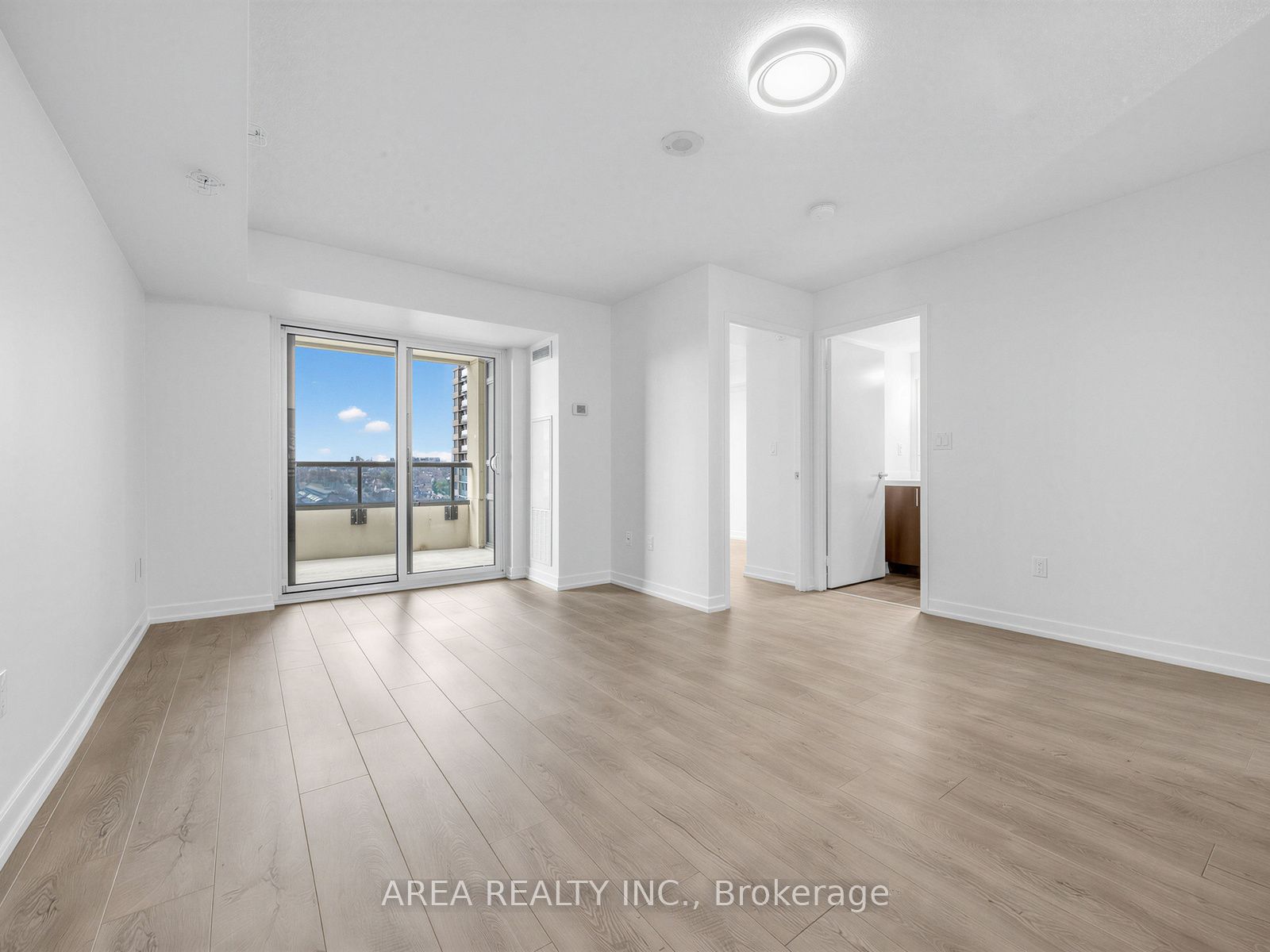Additional image 6 of 1410-1410 Dupont Street, Toronto, ON, M6H 2B1