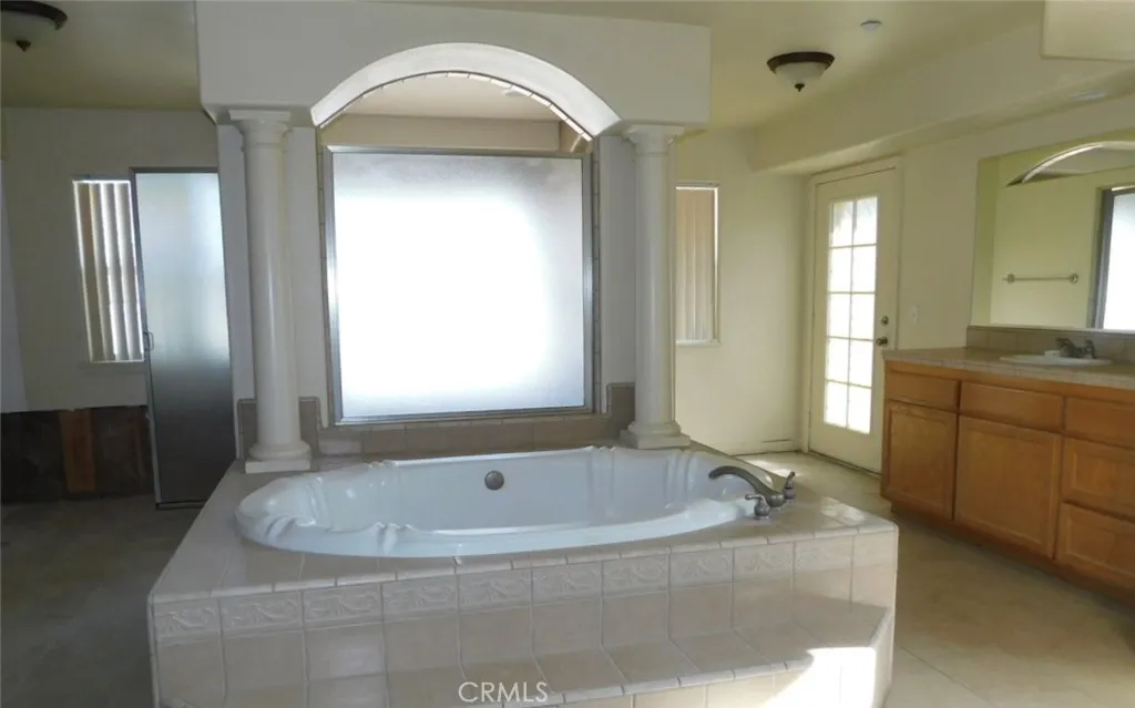 Additional image 7 of 1861 Calaveras Rd, Pinon Hills, CA 92372
