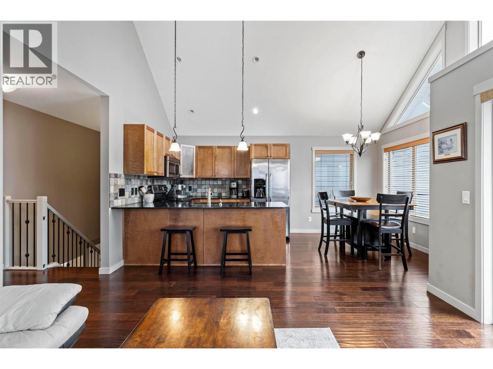 Additional image 6 of 6953 Terazona Drive, Kelowna, BC, V1Z3R8