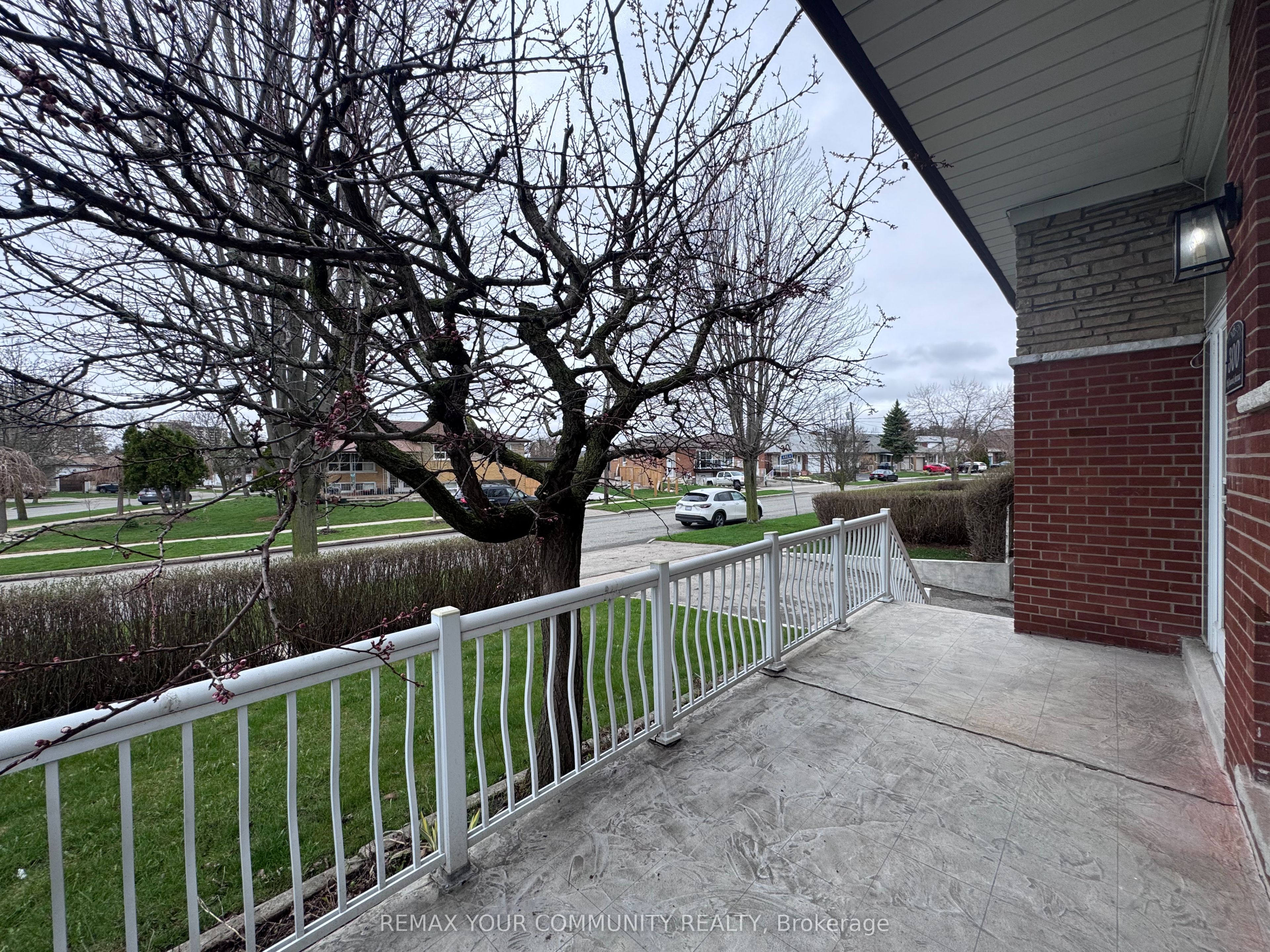 Additional image 4 of UPPER-300 Driftwood Avenue, Toronto, ON, M3N 2P1