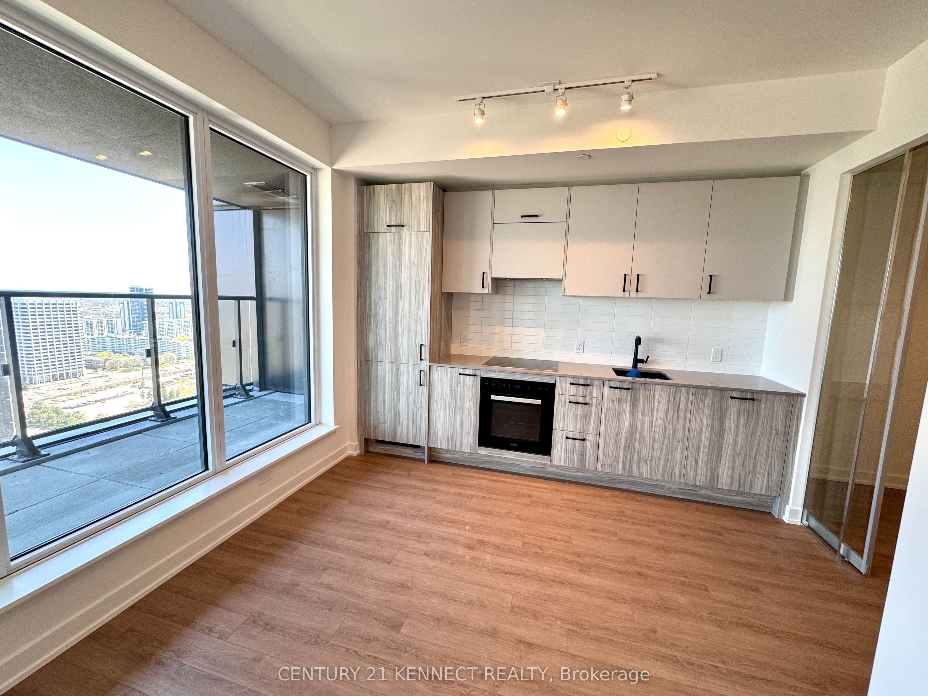 Additional image 2 of 3401-1 Quarrington Lane, Toronto, ON, M3C 0S4