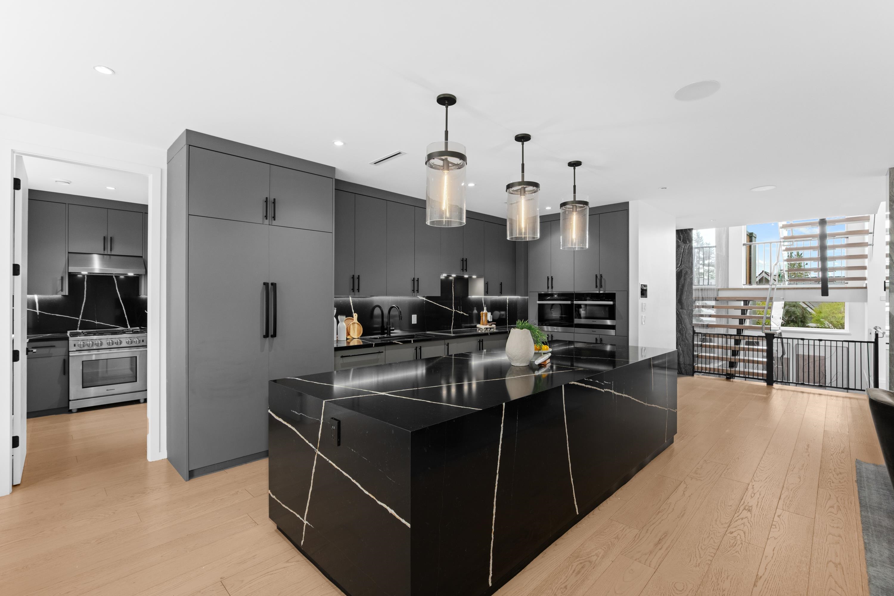 Additional image 5 of 976 Melbourne Avenue, North Vancouver, BC, V7R 1N9