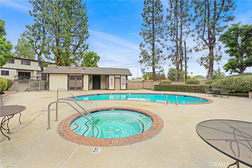 Additional image 2 of 20737 Roscoe Boulevard Unit 203, Winnetka, CA 91306
