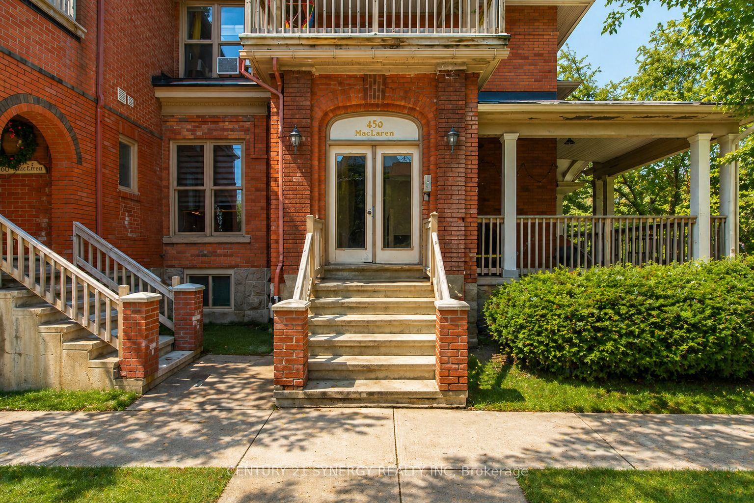 10-450 Maclaren Street, Ottawa, ON, K1R 5K6